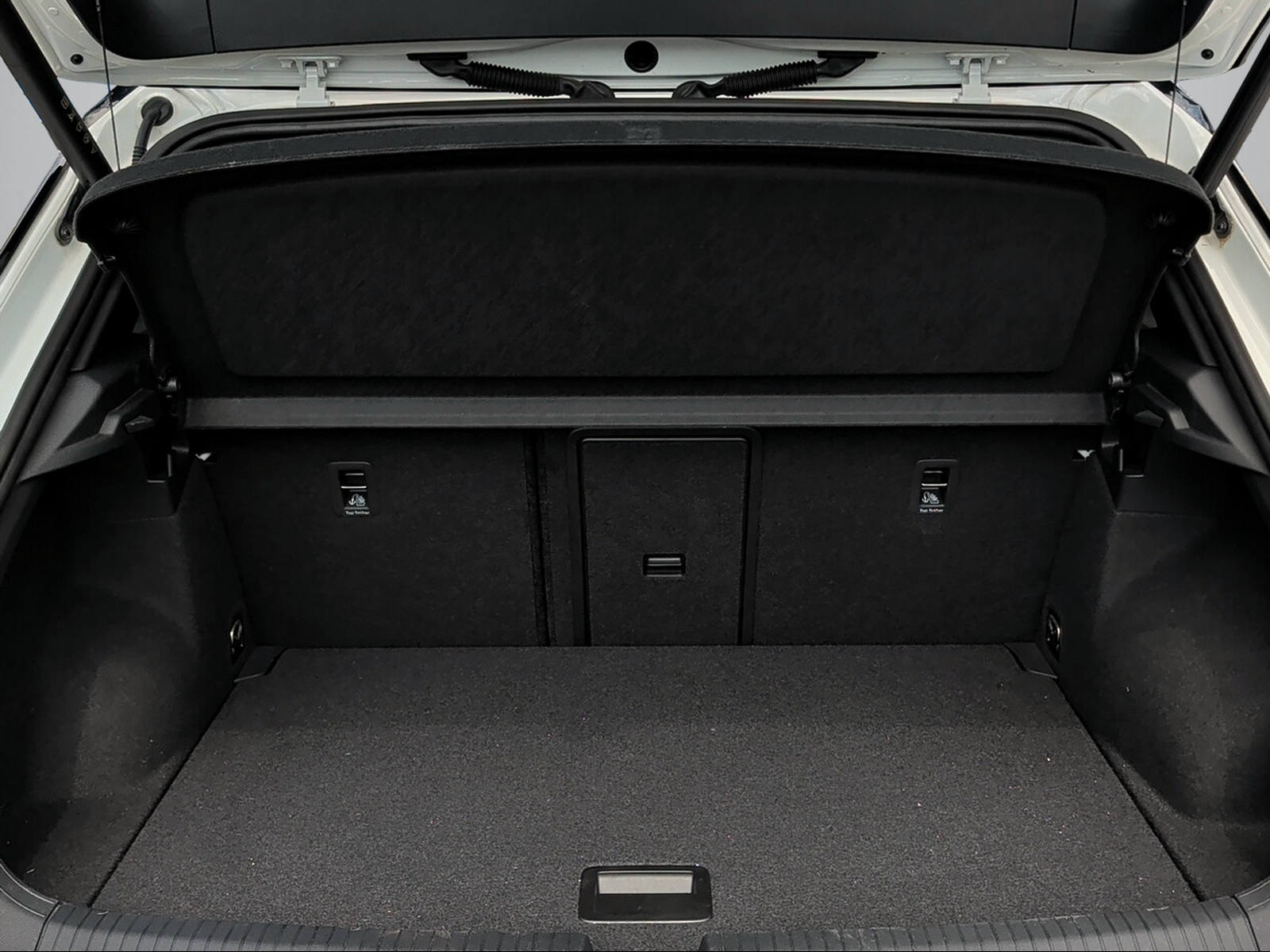 VW T-Roc 2.0 TSI R-Line DSG 4Motion-image-8