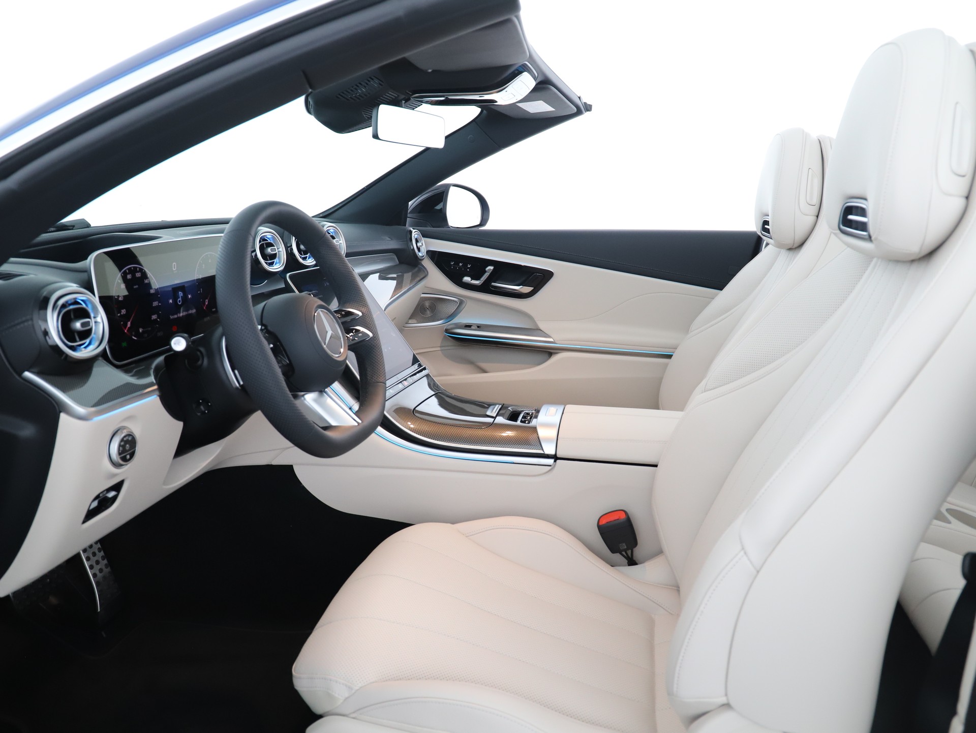 MERCEDES-BENZ CLE 450 Cabrio 4M-image-9