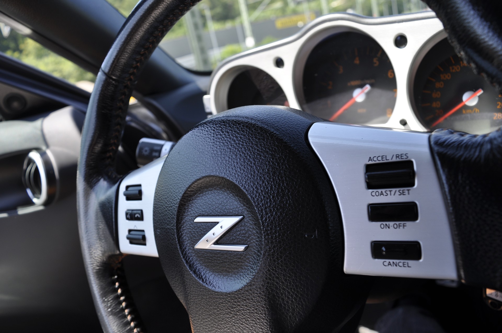 NISSAN 350 Z Pack-image-12