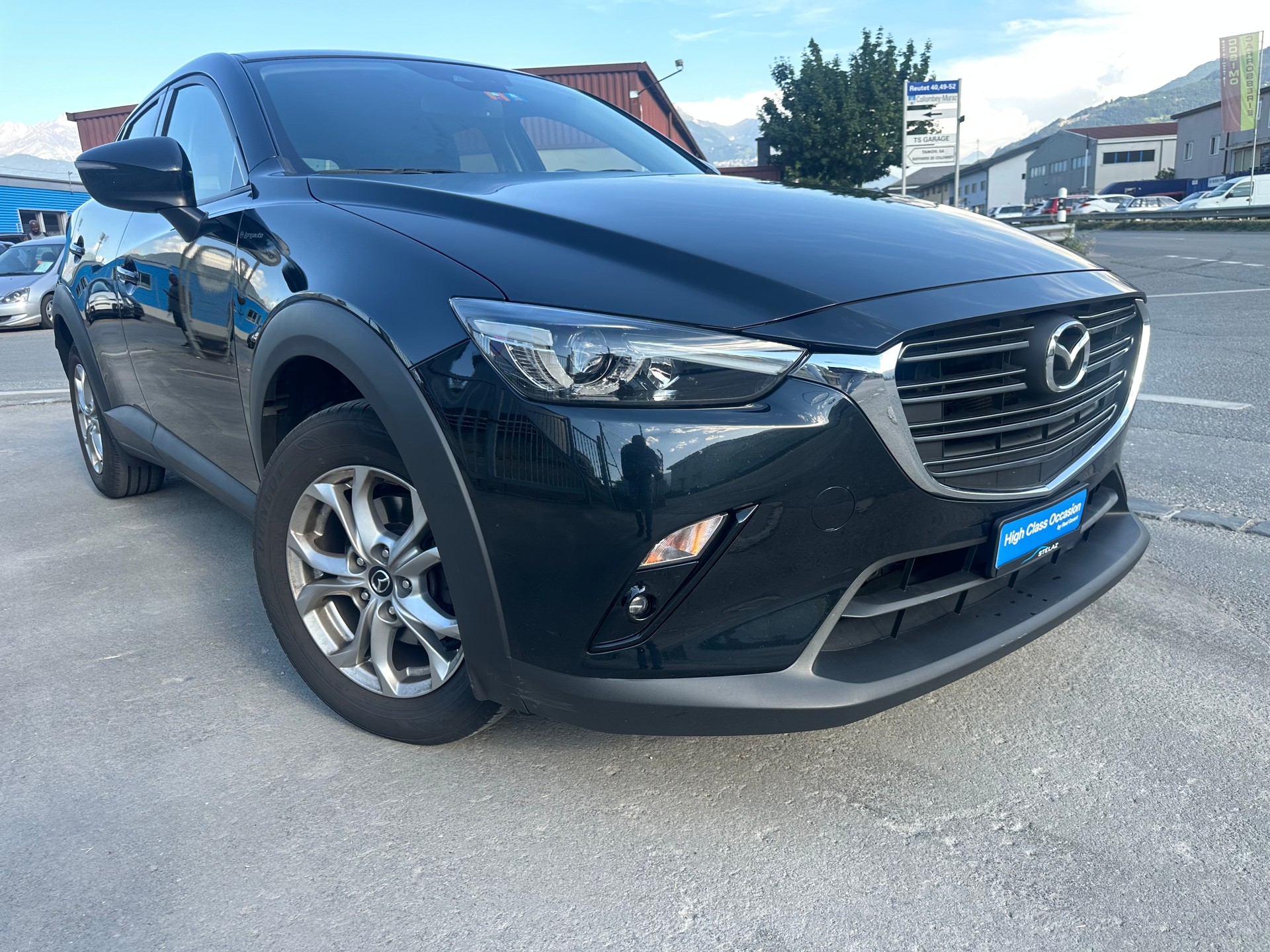 MAZDA CX-3 SKYACTIV-G 121 Ambition FWD Automat-image-1