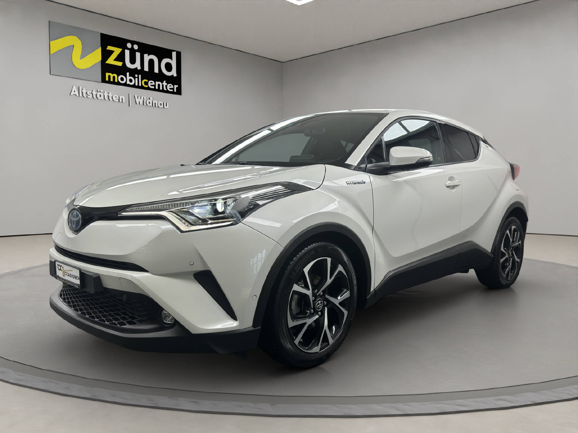 TOYOTA C-HR 1.8 VVTi HSD Trend-image-0