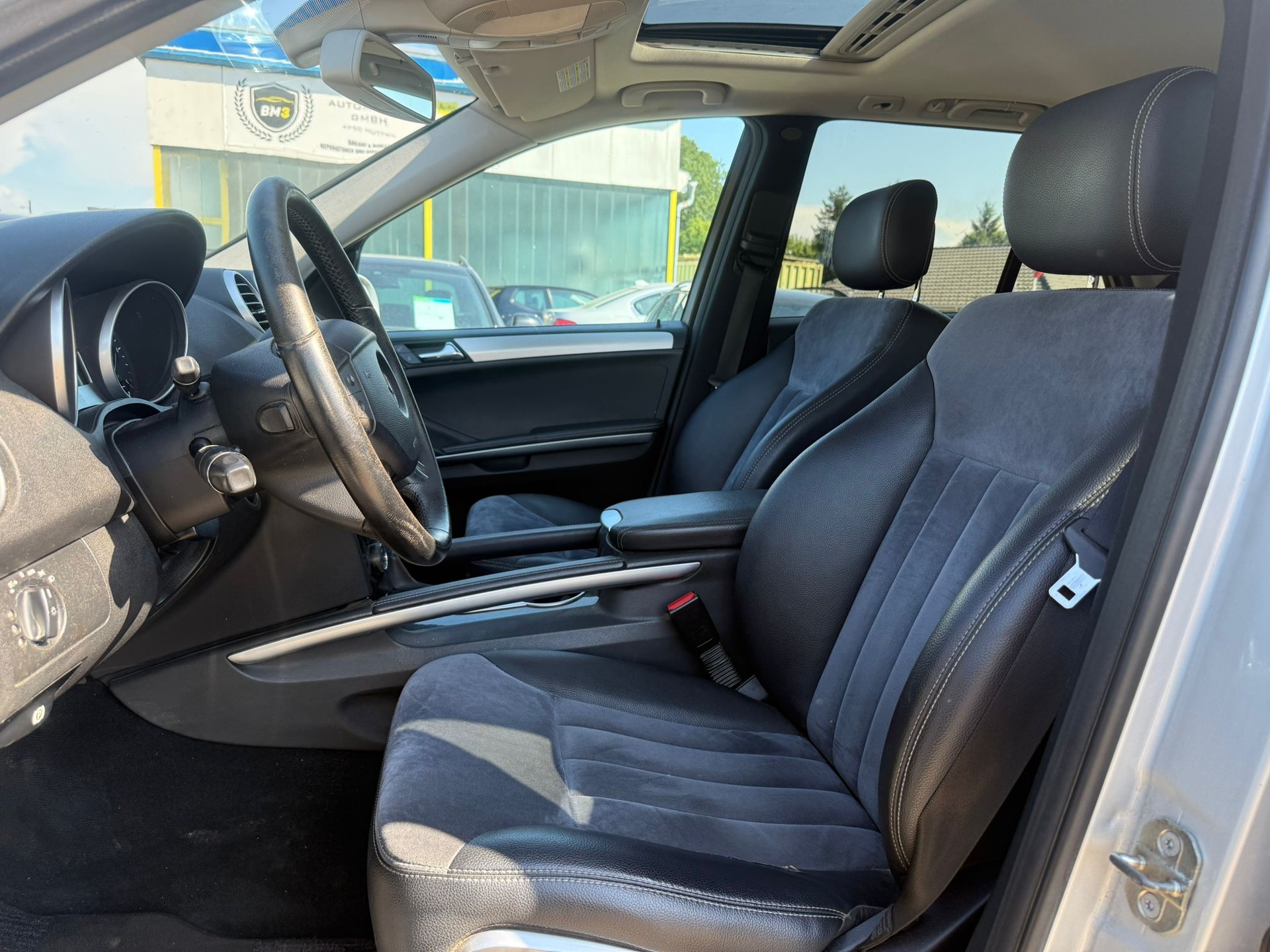 MERCEDES-BENZ ML 420 CDI 4Matic Edition 7G-Tronic-image-6
