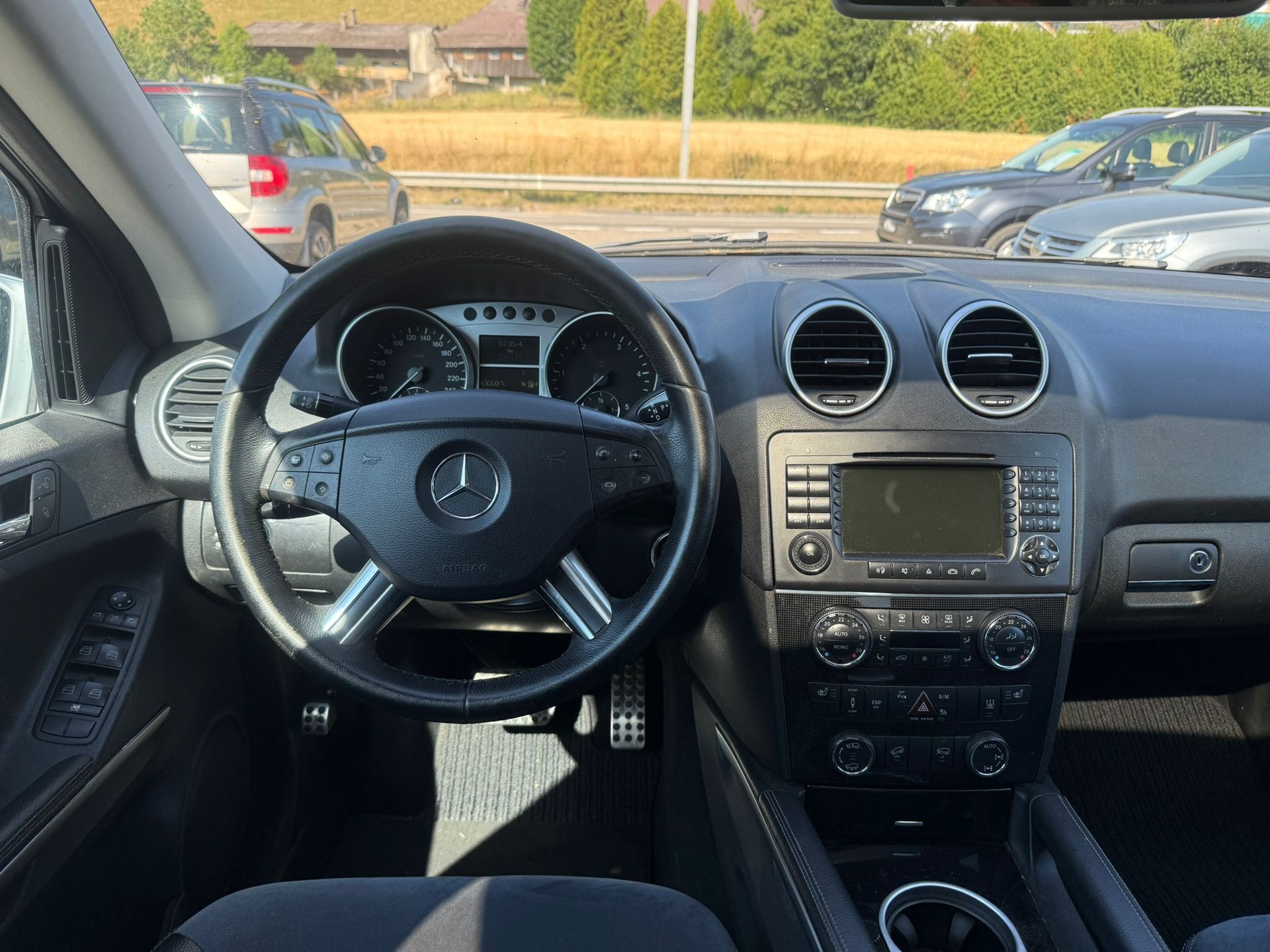 MERCEDES-BENZ ML 420 CDI 4Matic Edition 7G-Tronic-image-8