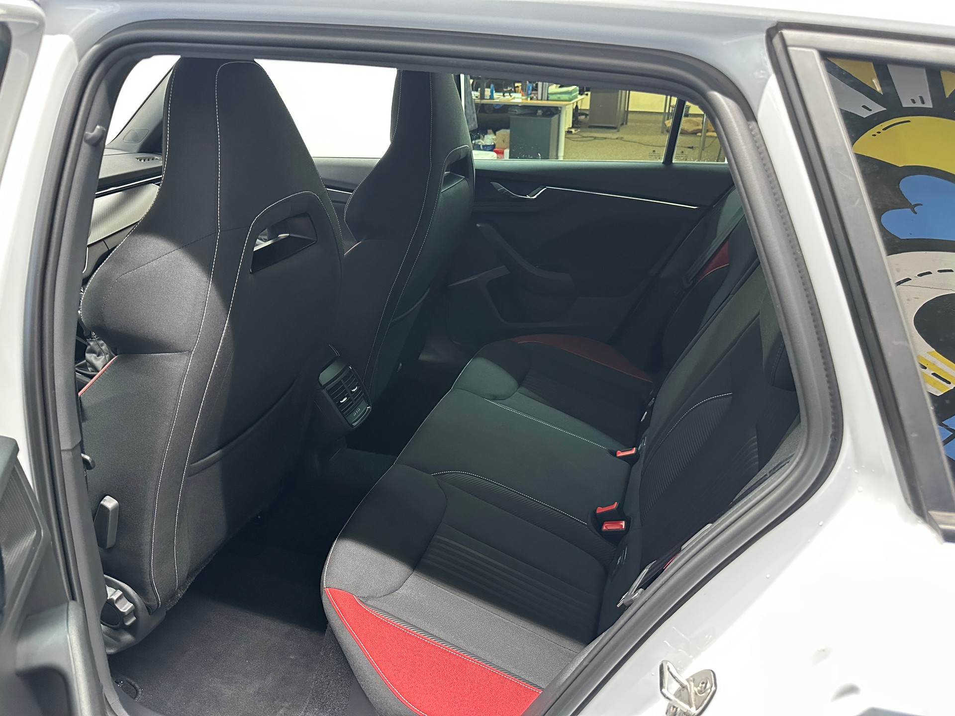 SKODA Kamiq 1.5 TSI ACT Monte Carlo DSG-image-8