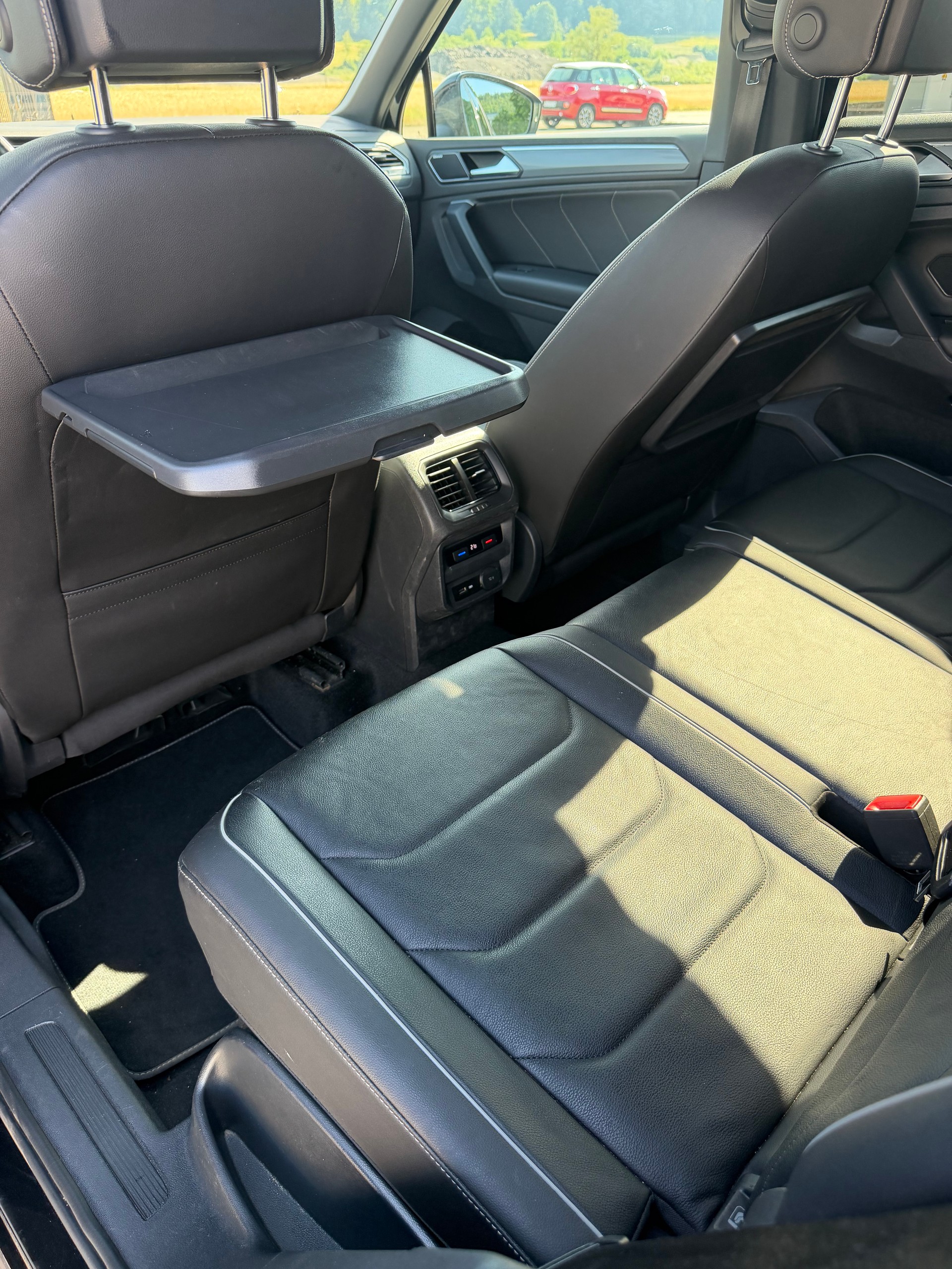 VW Tiguan 2.0TSI R-Line 4Motion DSG-image-9