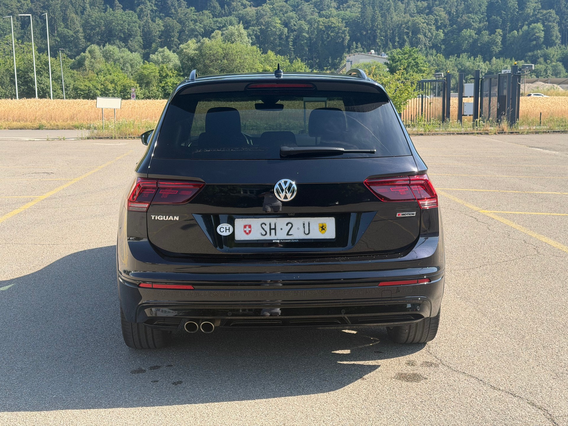 VW Tiguan 2.0TSI R-Line 4Motion DSG-image-5