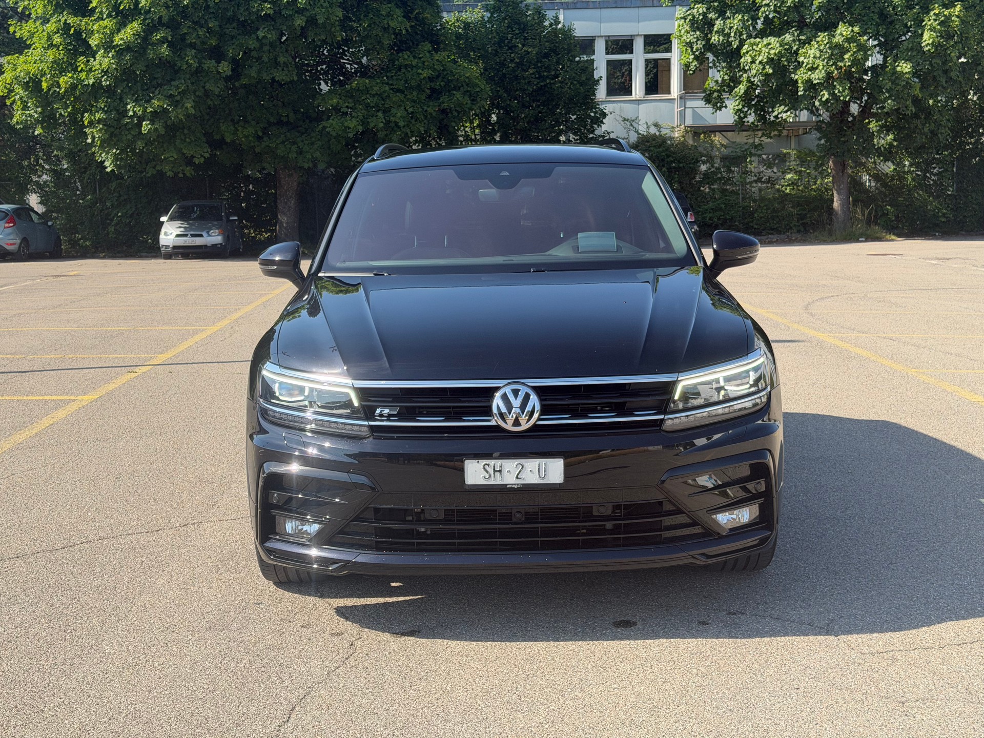 VW Tiguan 2.0TSI R-Line 4Motion DSG-image-1