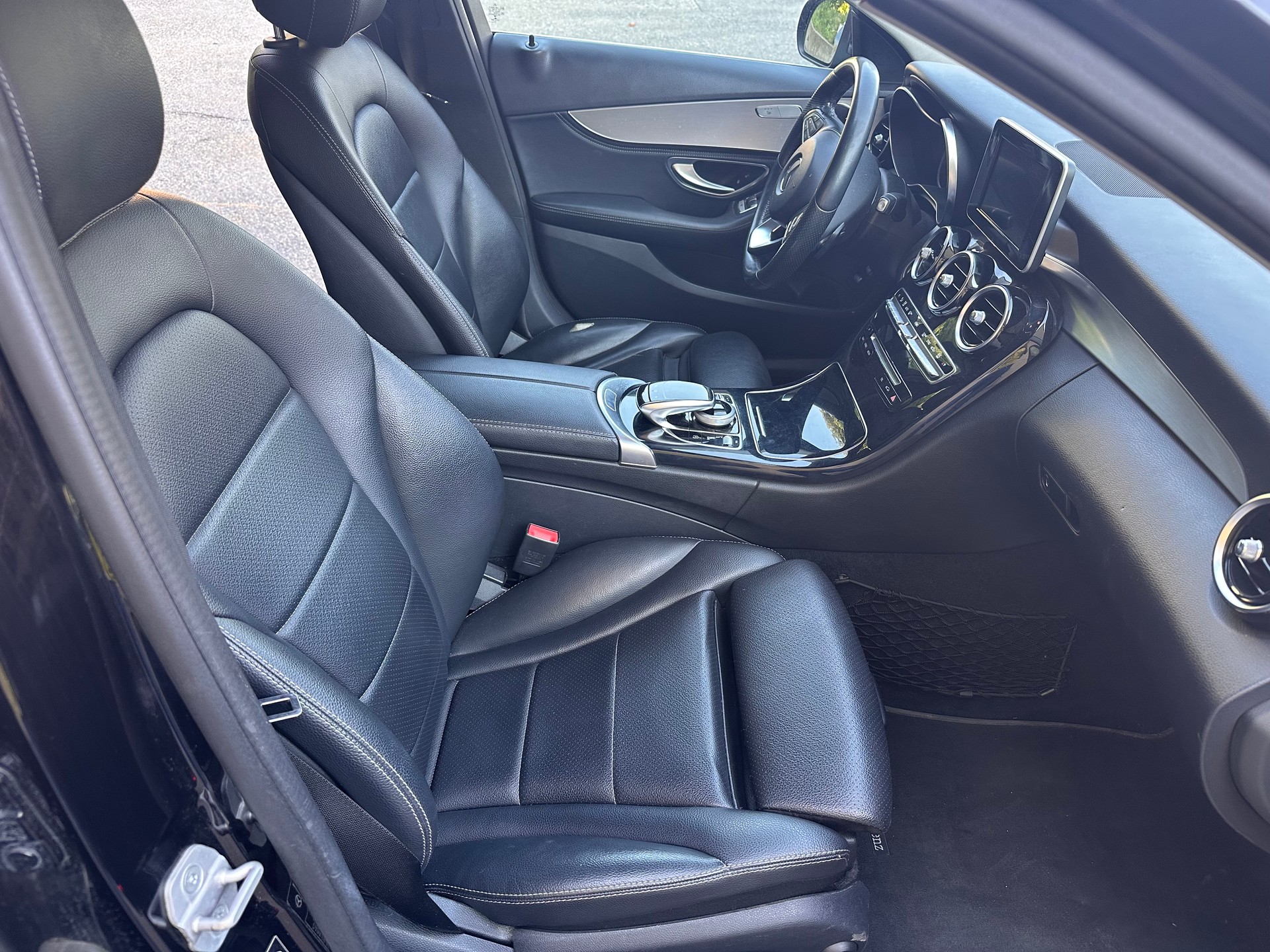 MERCEDES-BENZ C 220 BlueTEC Swiss Star Exclusive 7G-Tronic-image-10