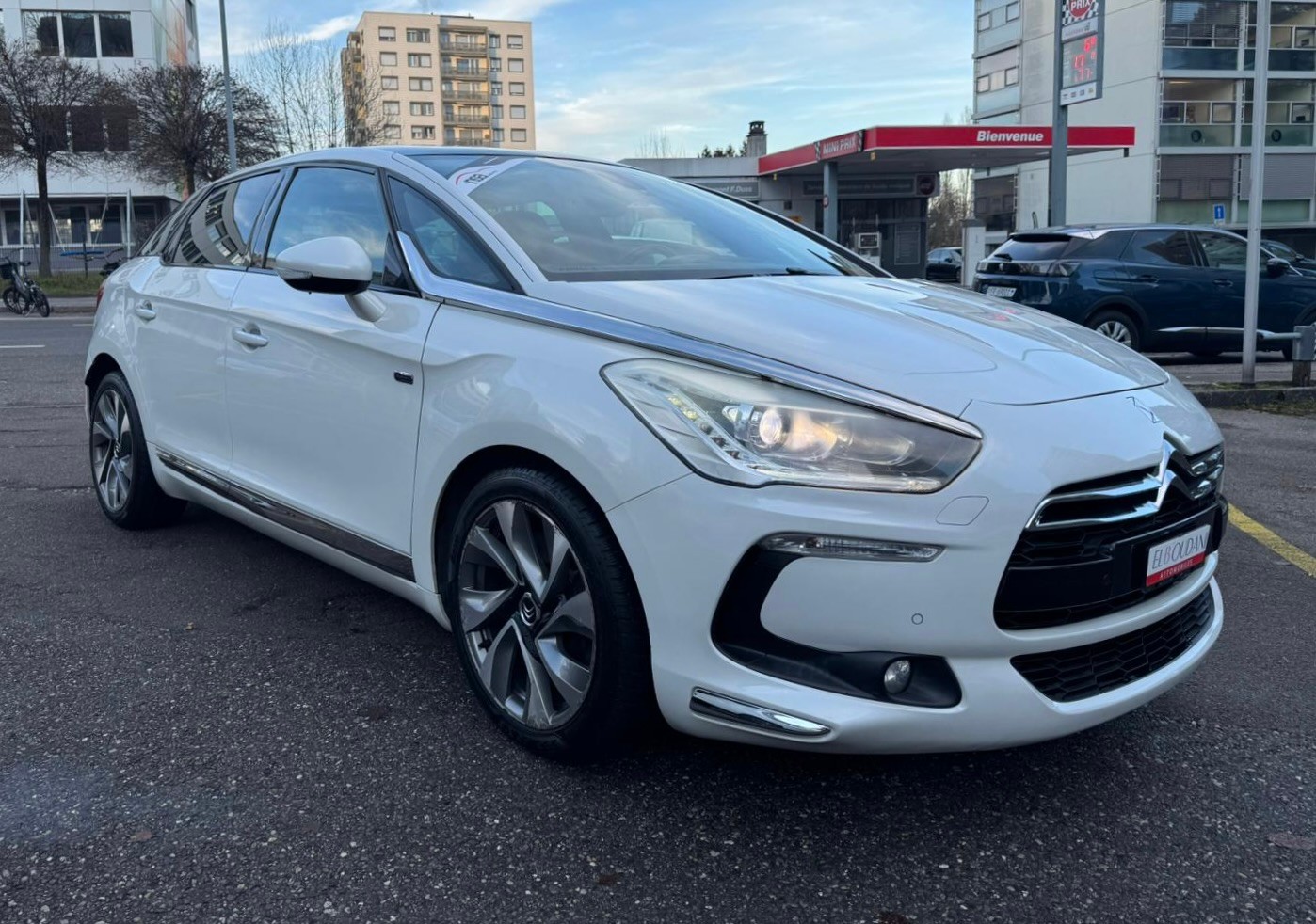 DS AUTOMOBILES DS5 HYbrid4 200 Chic EGS6-image-0