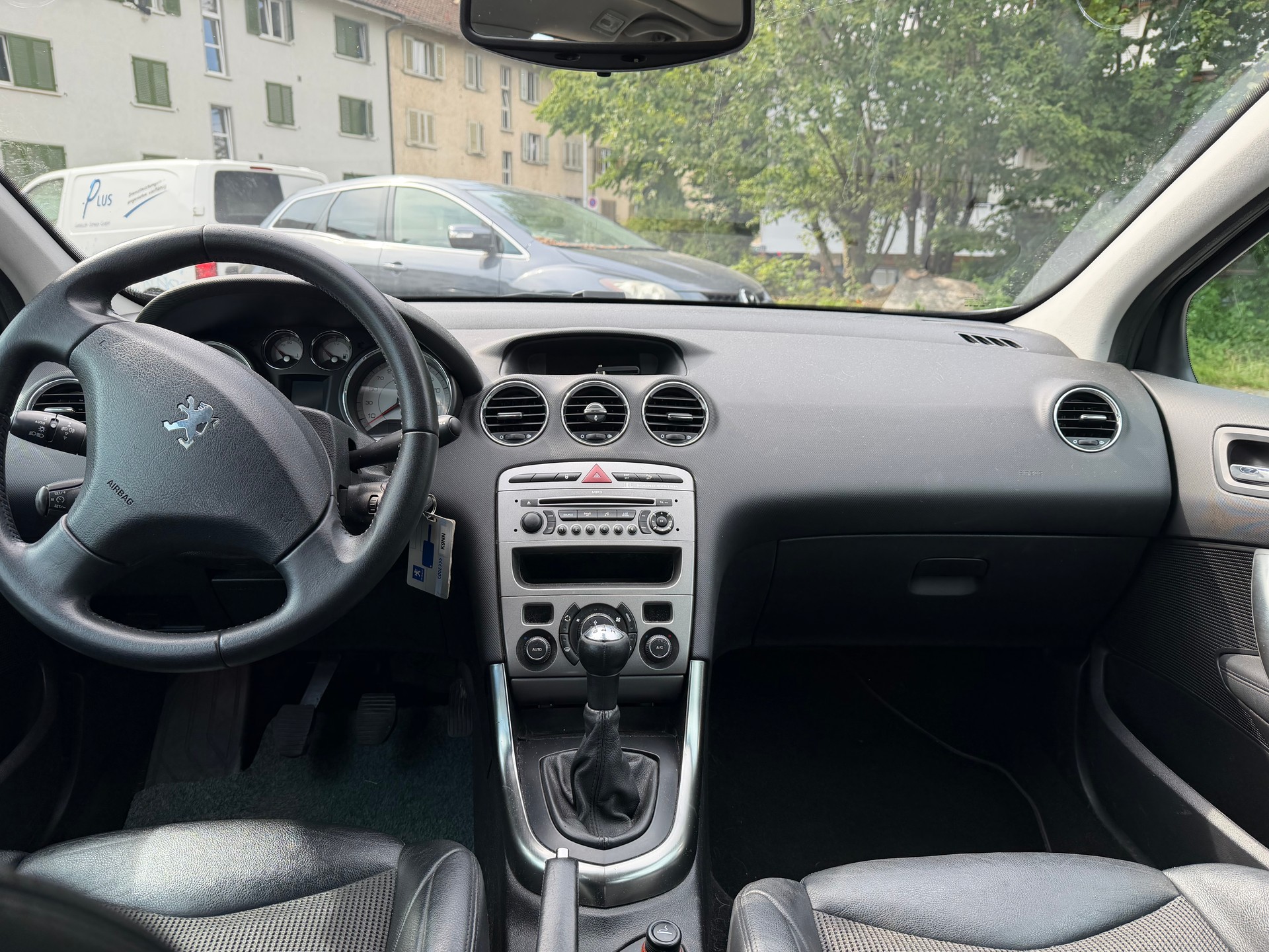 PEUGEOT 308 1.6 16V T Sport-image-7