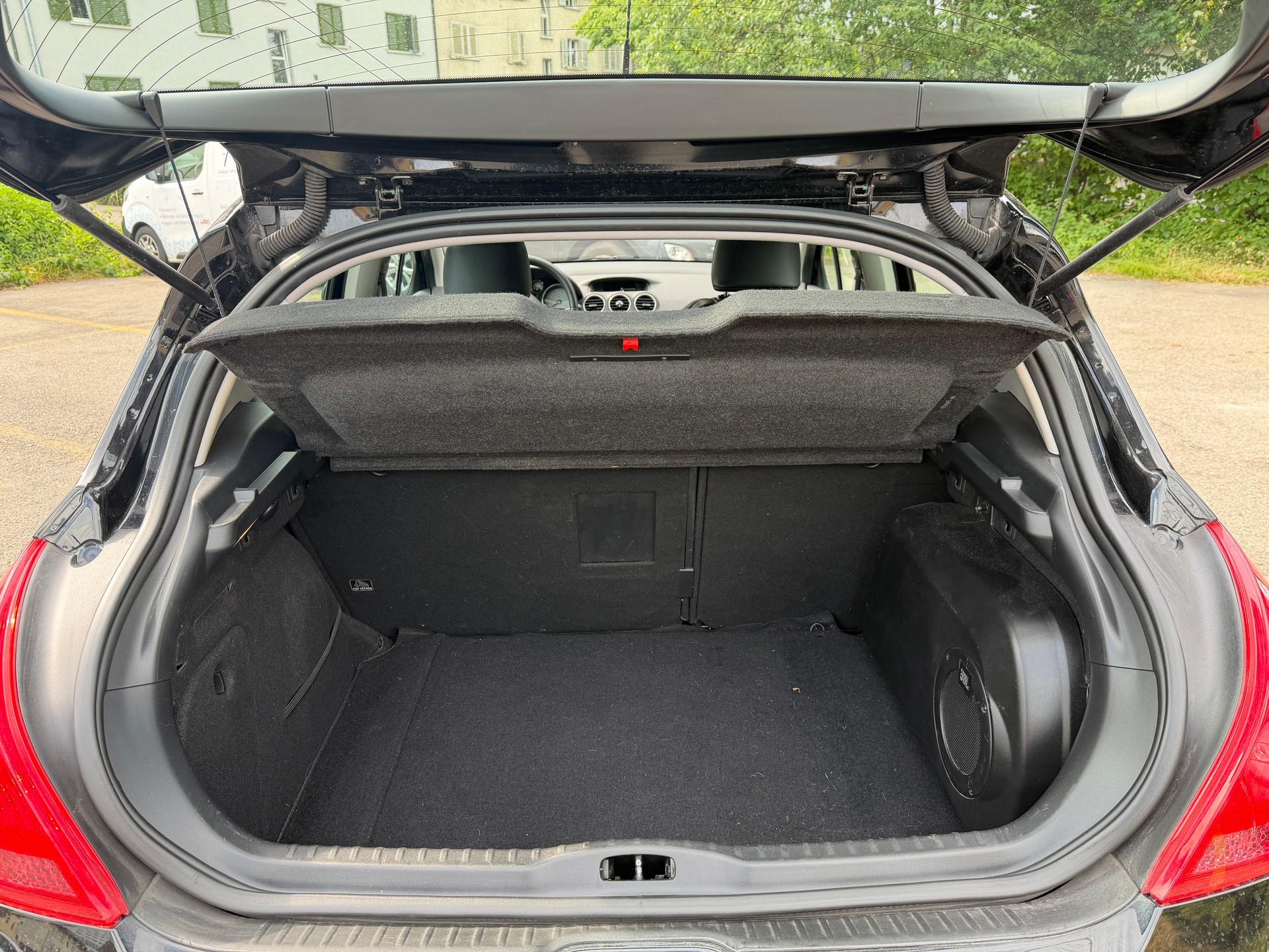 PEUGEOT 308 1.6 16V T Sport-image-6