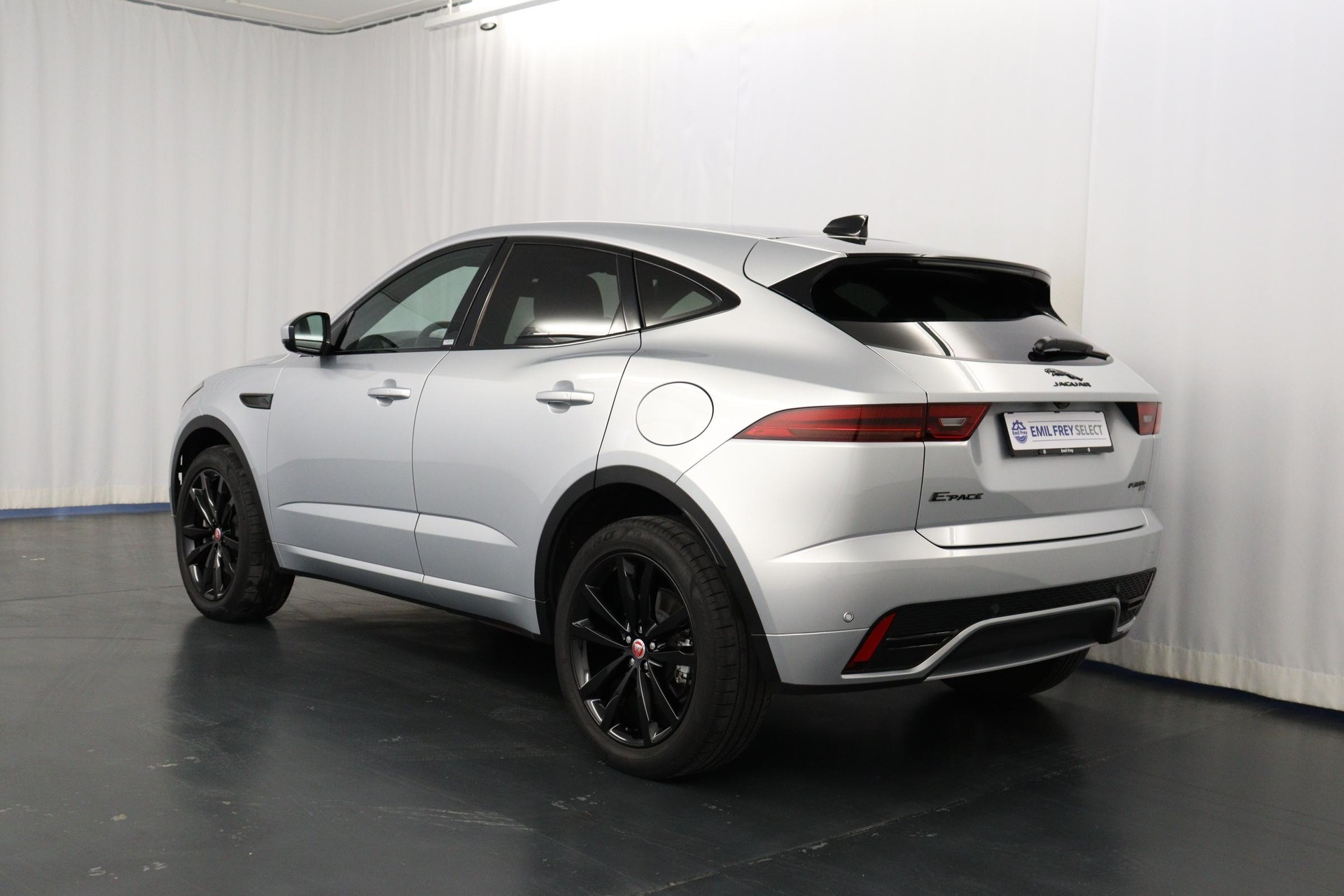 JAGUAR E-Pace 1.5 T 300e R-Dynamic SE AWD-image-6