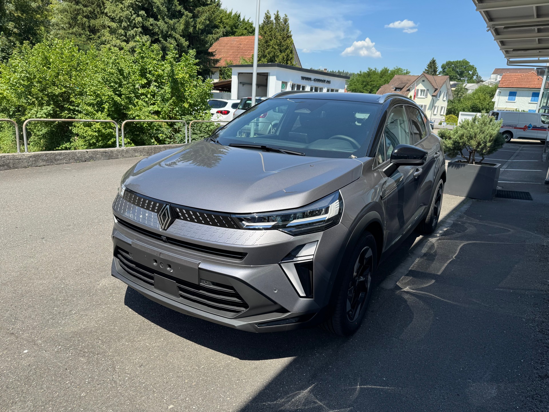RENAULT Captur 1.8 E-Tech 160 Techno DHT-image-3