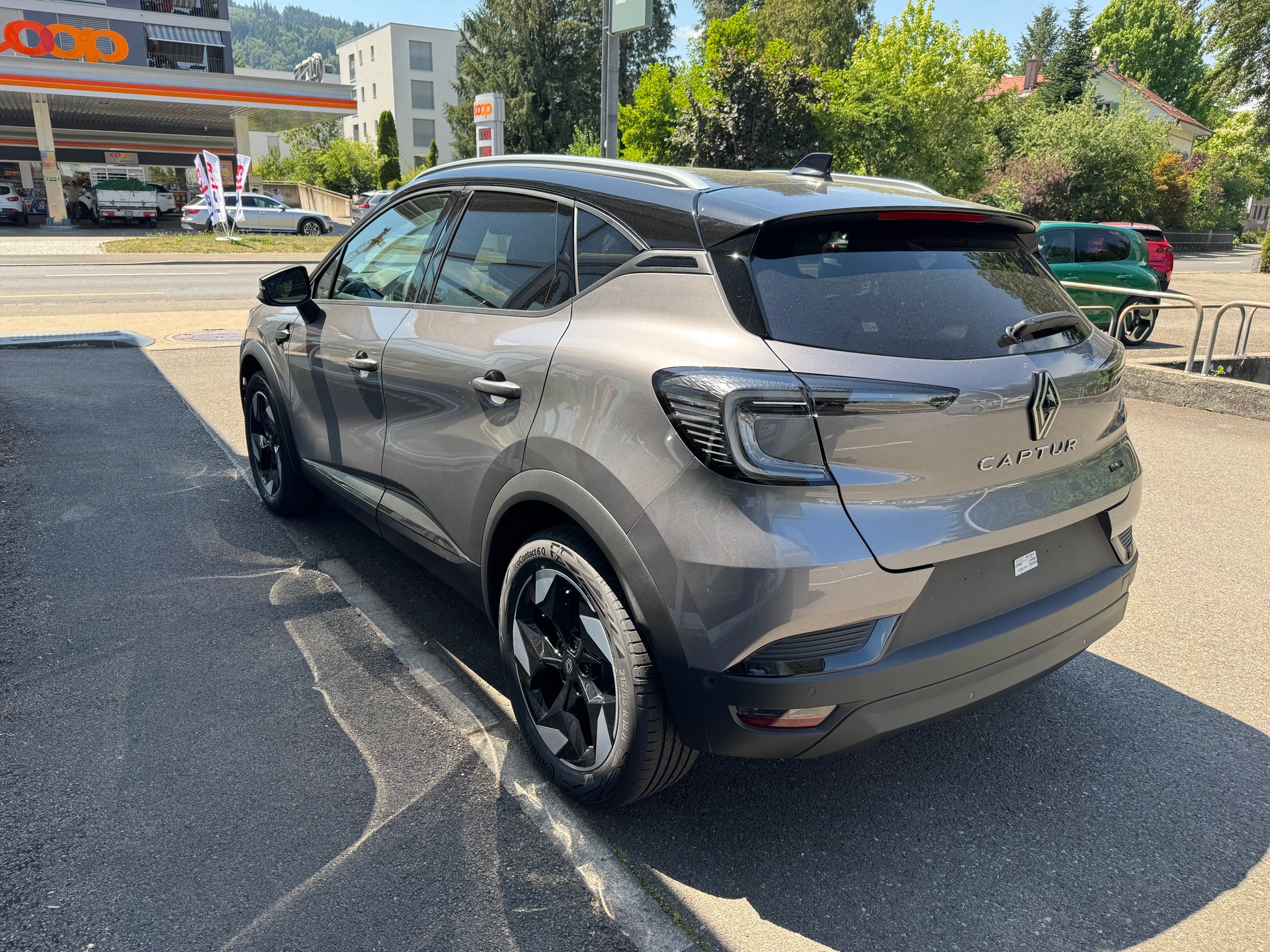 RENAULT Captur 1.8 E-Tech 160 Techno DHT-image-6