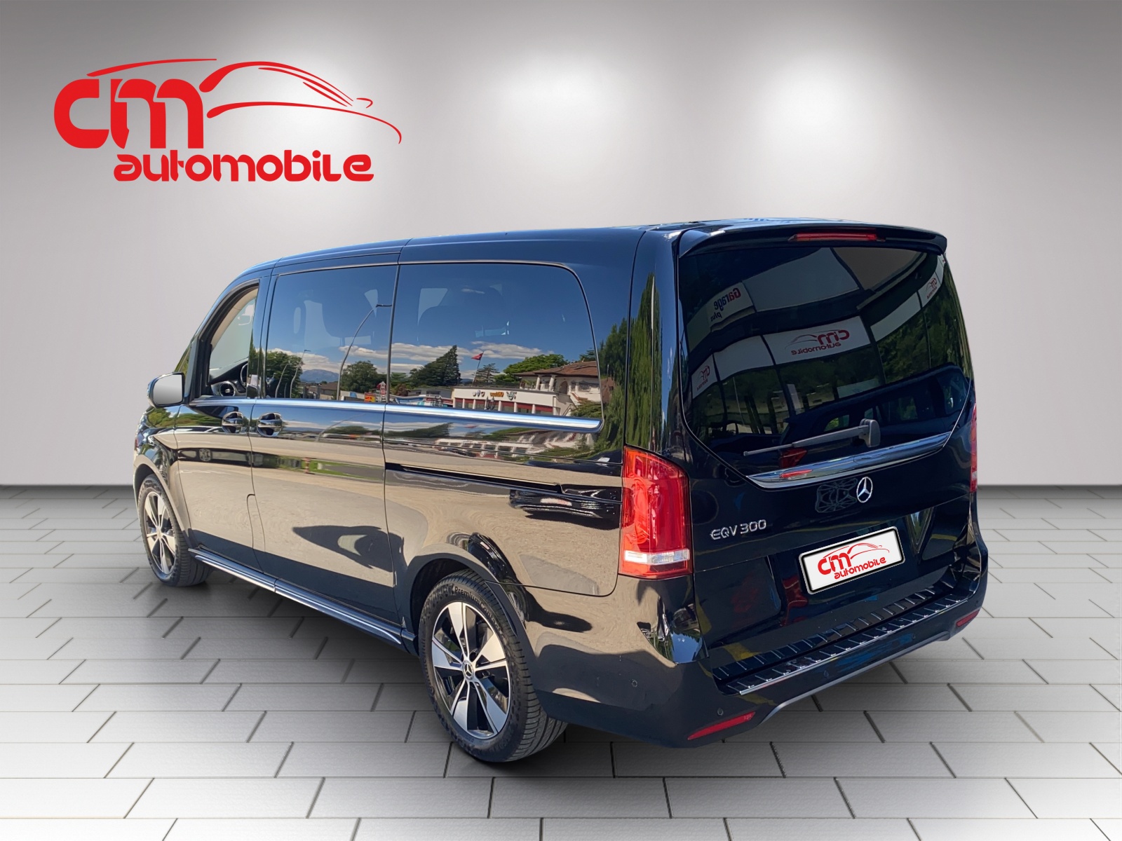 MERCEDES-BENZ EQV 300 Avantgarde lang-showroom-element-1