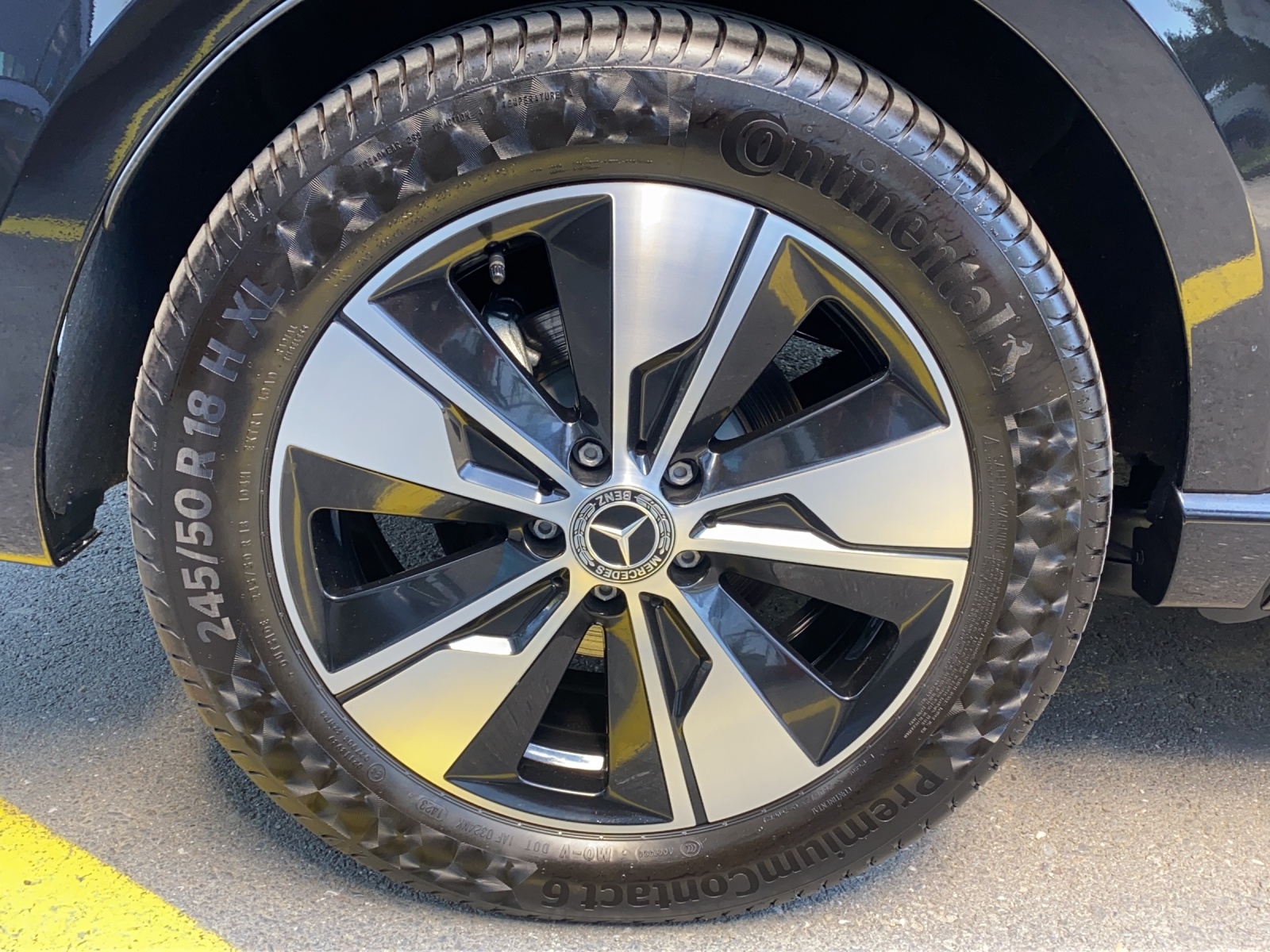 MERCEDES-BENZ EQV 300 Avantgarde lang-image-19