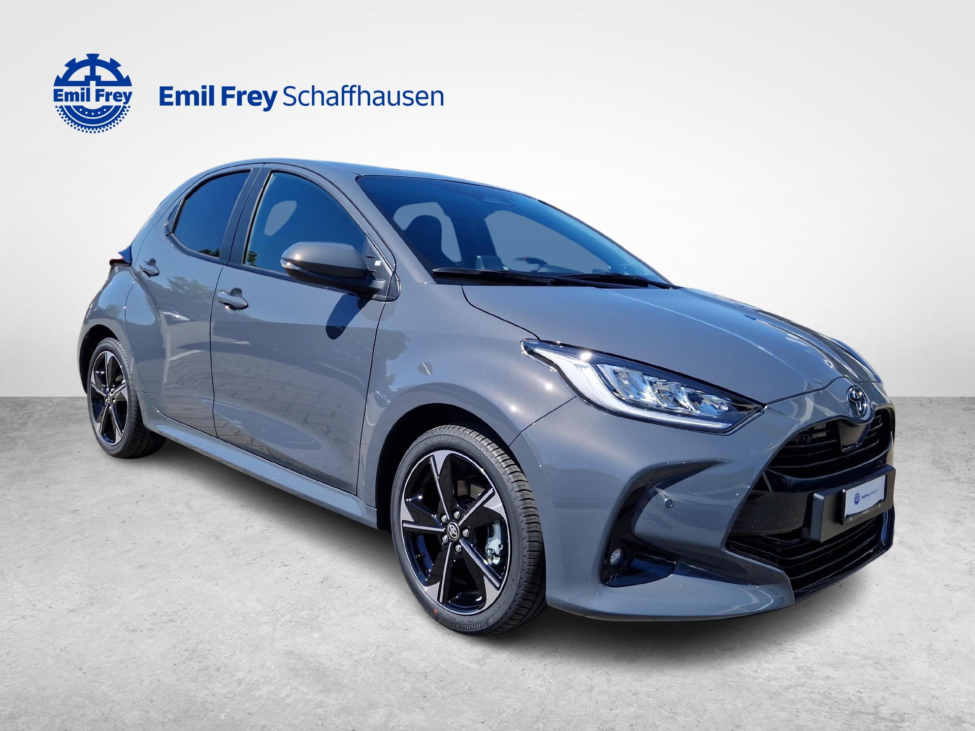 TOYOTA Yaris 1.5 VVT-i HSD Premium-image-6