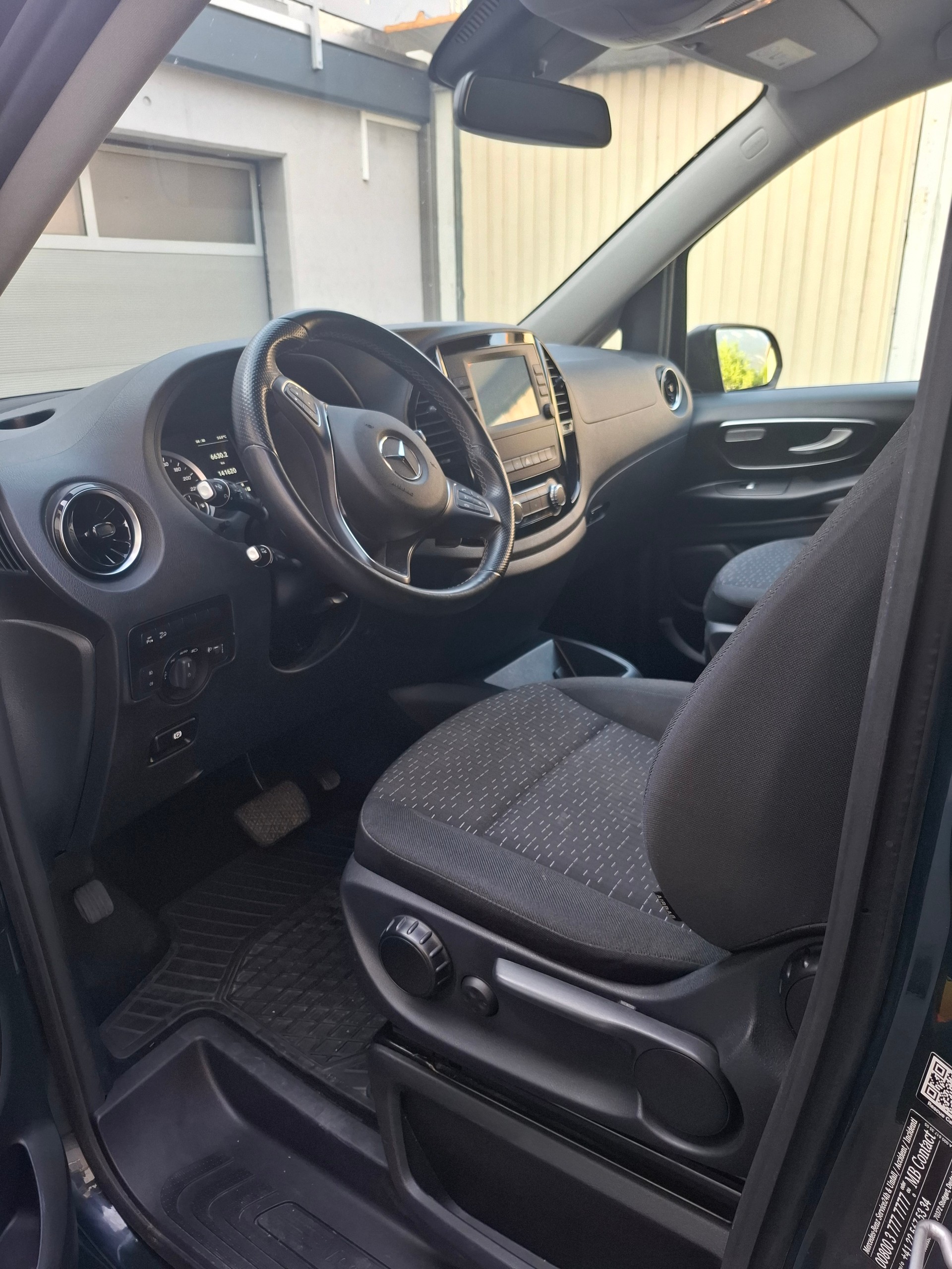 MERCEDES-BENZ 2.0 CDI Select Tourer 4Matic 9G-Tronic-image-2