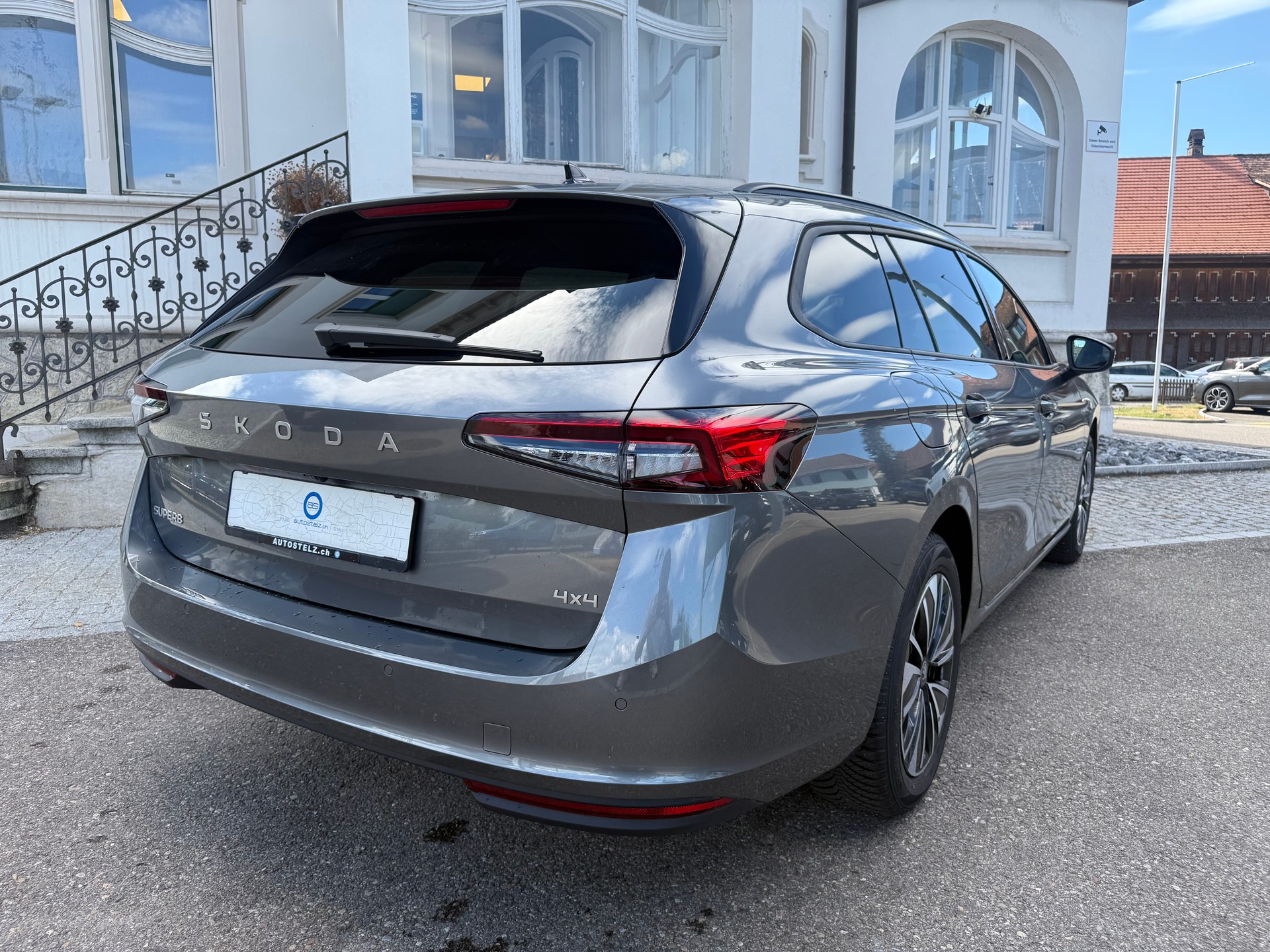 SKODA Superb Combi 2.0 TSI Selection 4x4 DSG-image-5