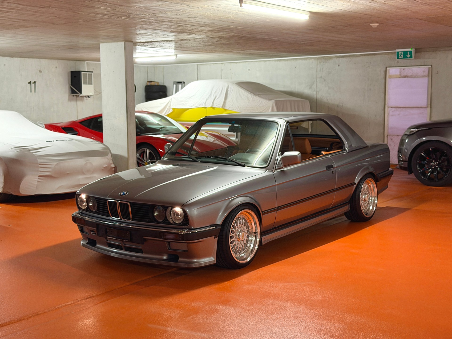 BMW 325i Cabrio-image-2