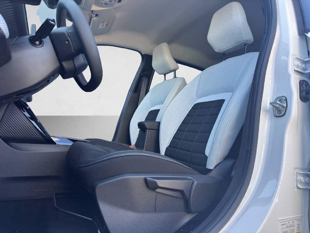 CITROEN C3 1.2 Hybrid Max-image-9
