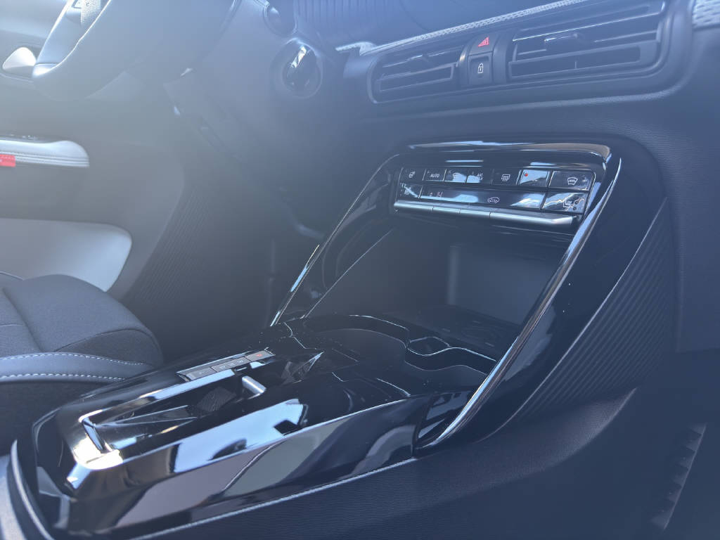 CITROEN C3 1.2 Hybrid Max-image-10