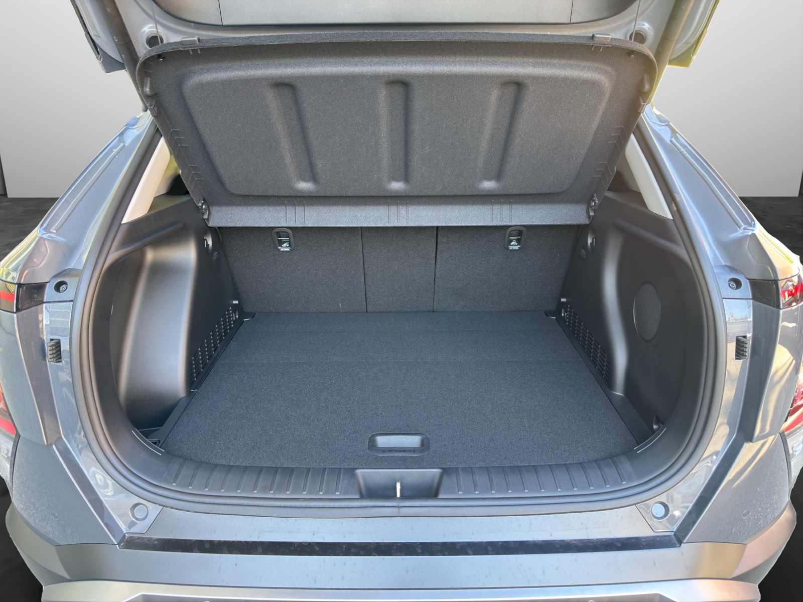 HYUNDAI Kona 1.6 GDi Hybrid Vertex-image-15