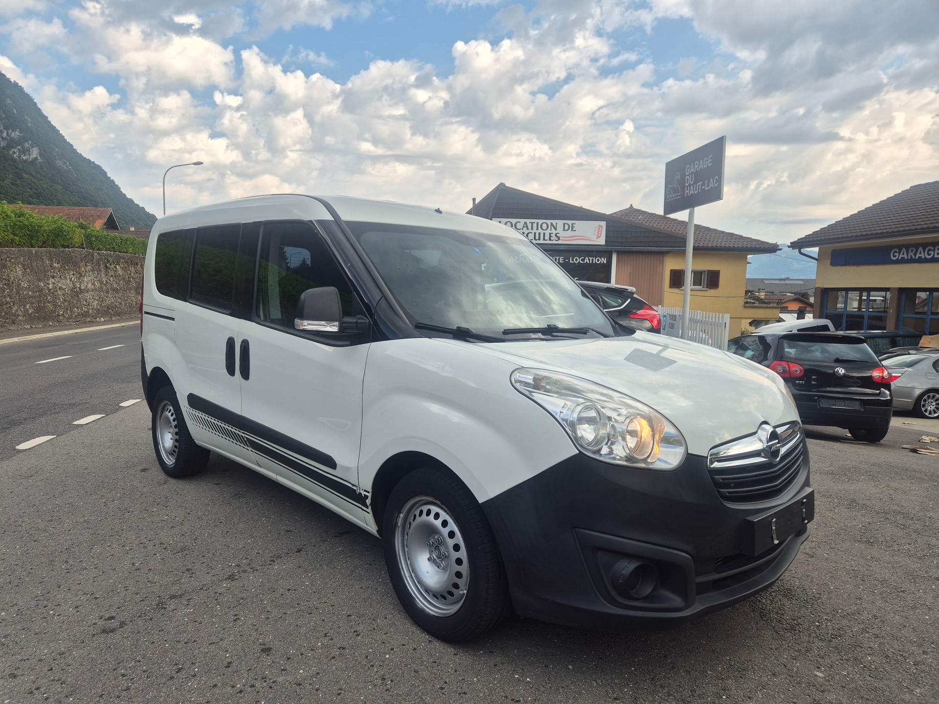 OPEL Combo 1.6 CDTi ecoFLEX Cosmo L1H1-image-4