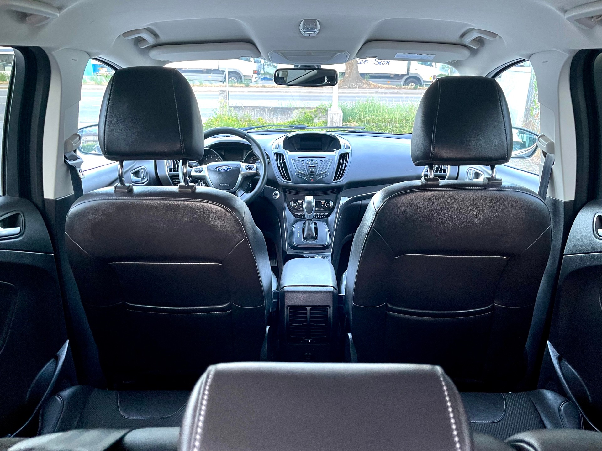 FORD Kuga 2.0 TDCi Titanium S 4WD PowerShift-image-11