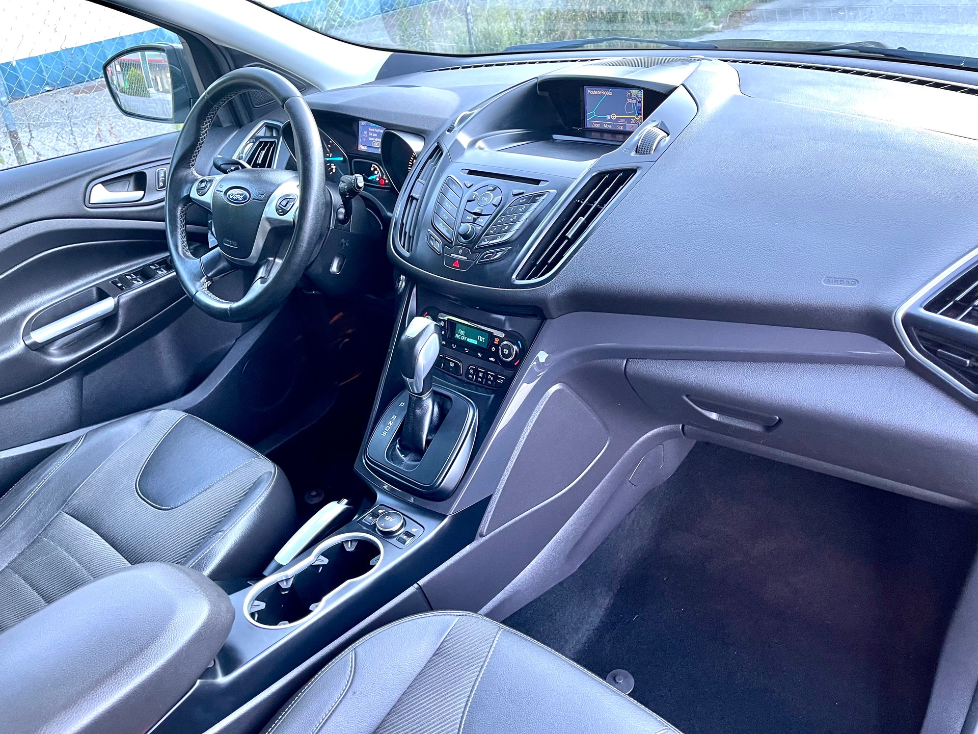 FORD Kuga 2.0 TDCi Titanium S 4WD PowerShift-image-20