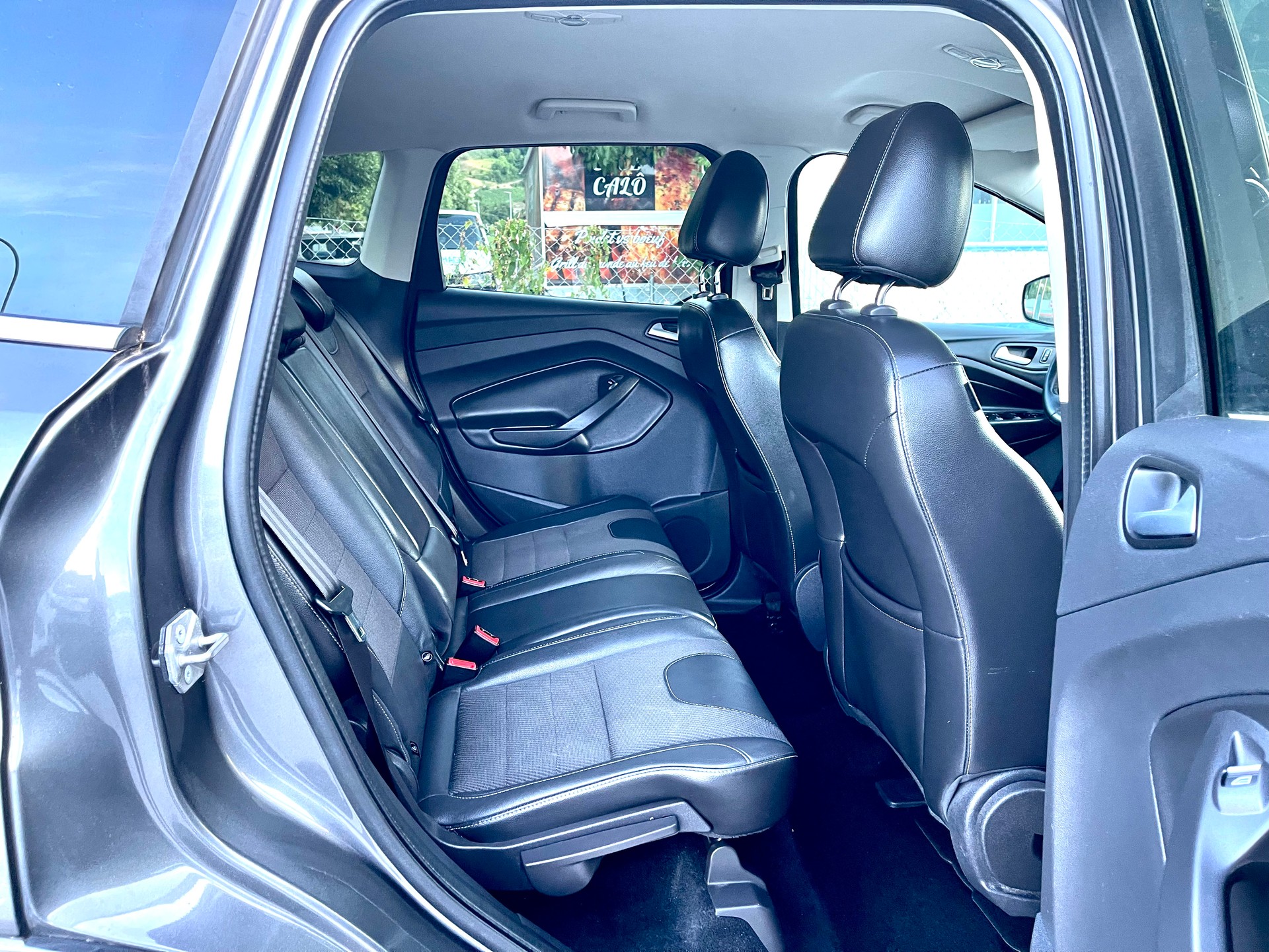 FORD Kuga 2.0 TDCi Titanium S 4WD PowerShift-image-23
