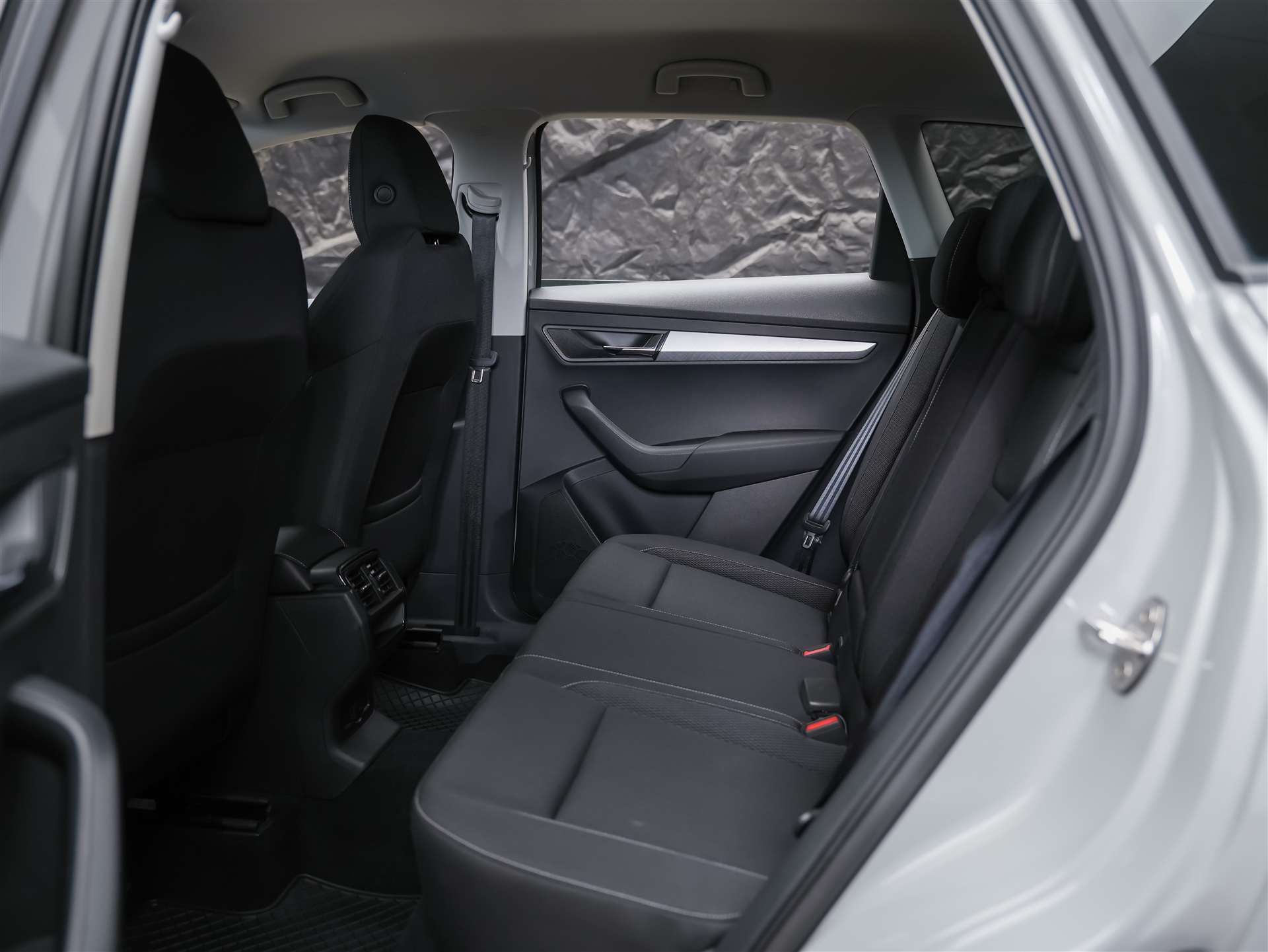 SKODA Karoq 1.5 TSI Selection DSG *Sitzheizung*Lenkradheizung*Rückfahrkamera*-image-11