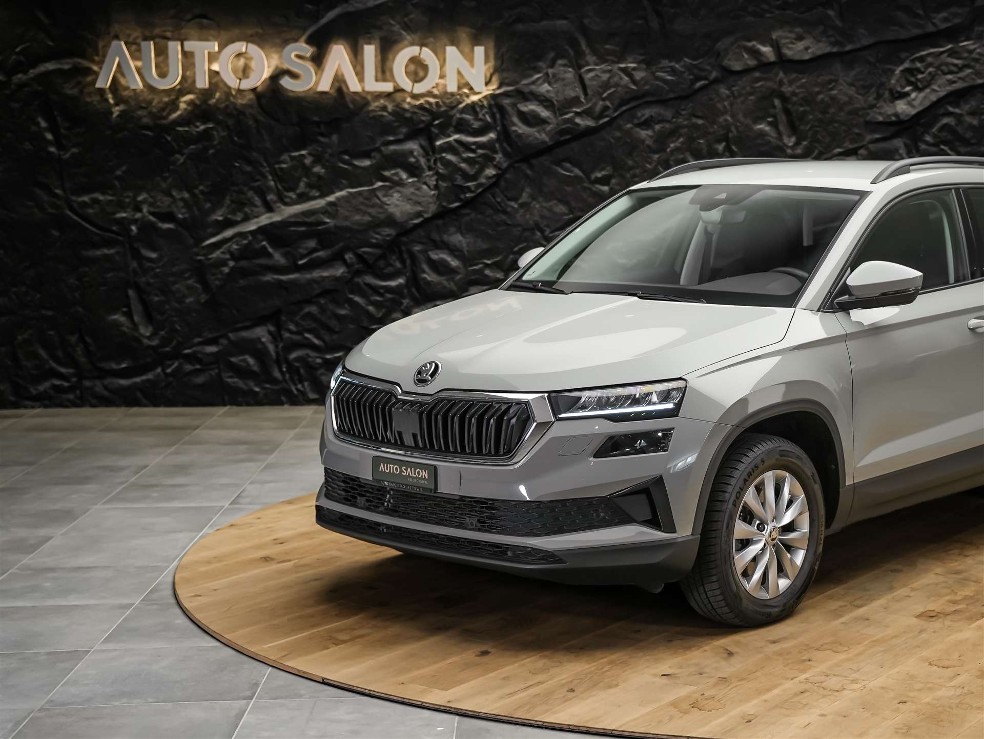 SKODA Karoq 1.5 TSI Selection DSG *Sitzheizung*Lenkradheizung*Rückfahrkamera*-image-13