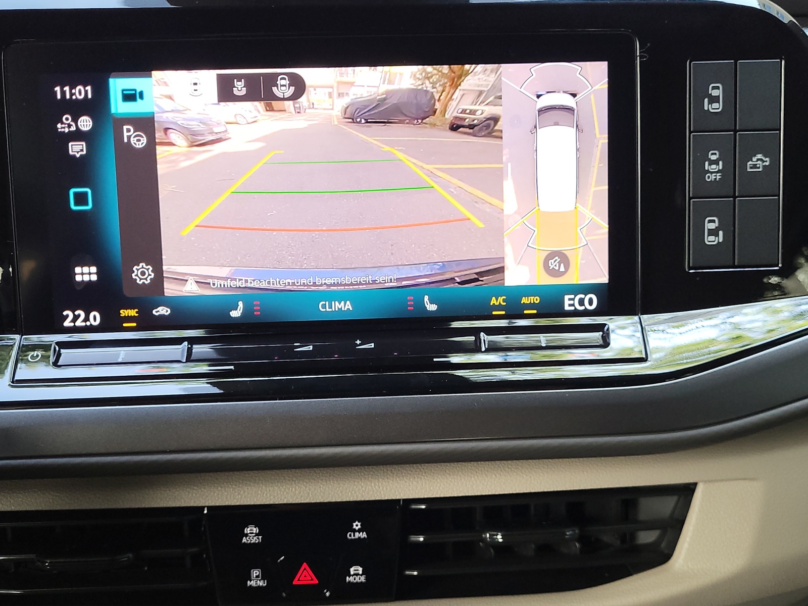 VW California Beach Tour Liberty PHEV Hybrid 4Motion-image-15