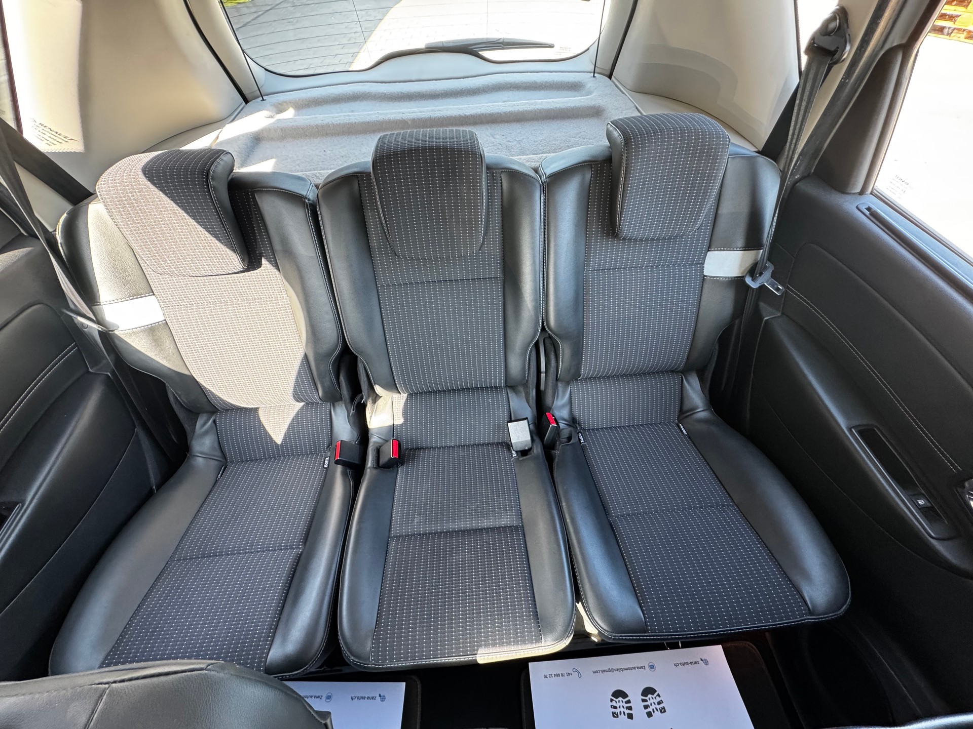 RENAULT Scénic 2.0 16V Bose X-Tronic CVT-image-7