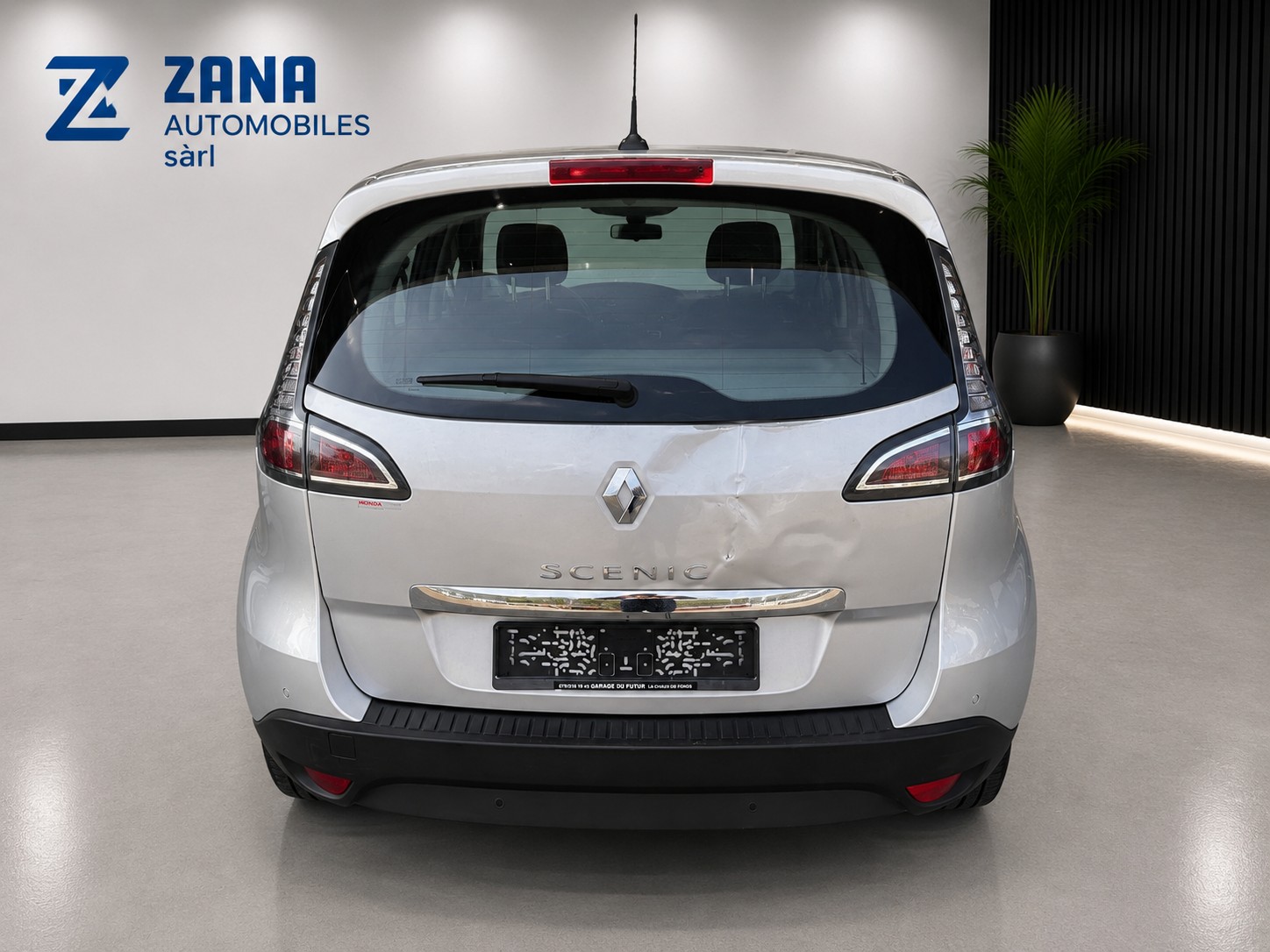 RENAULT Scénic 2.0 16V Bose X-Tronic CVT-image-4