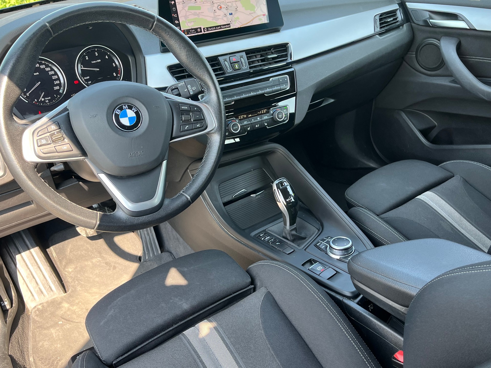BMW X1 sDrive 18d xLine Fleet Edition Steptronic-image-15