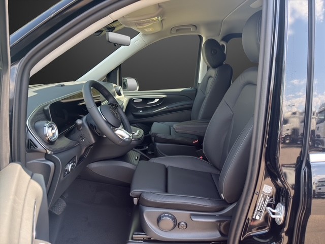 MERCEDES-BENZ V 300 d extralang 4Matic Avantgarde 9G-Tronic-image-6