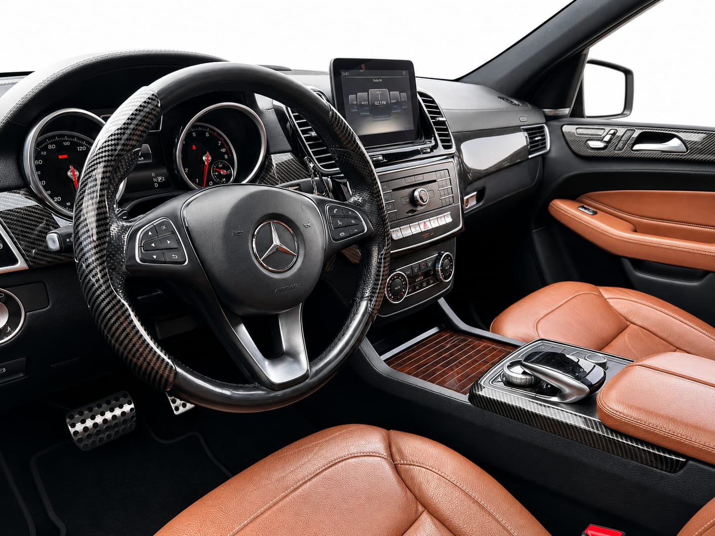 MERCEDES-BENZ GLE 400 V6 AMG - LINE-image-13