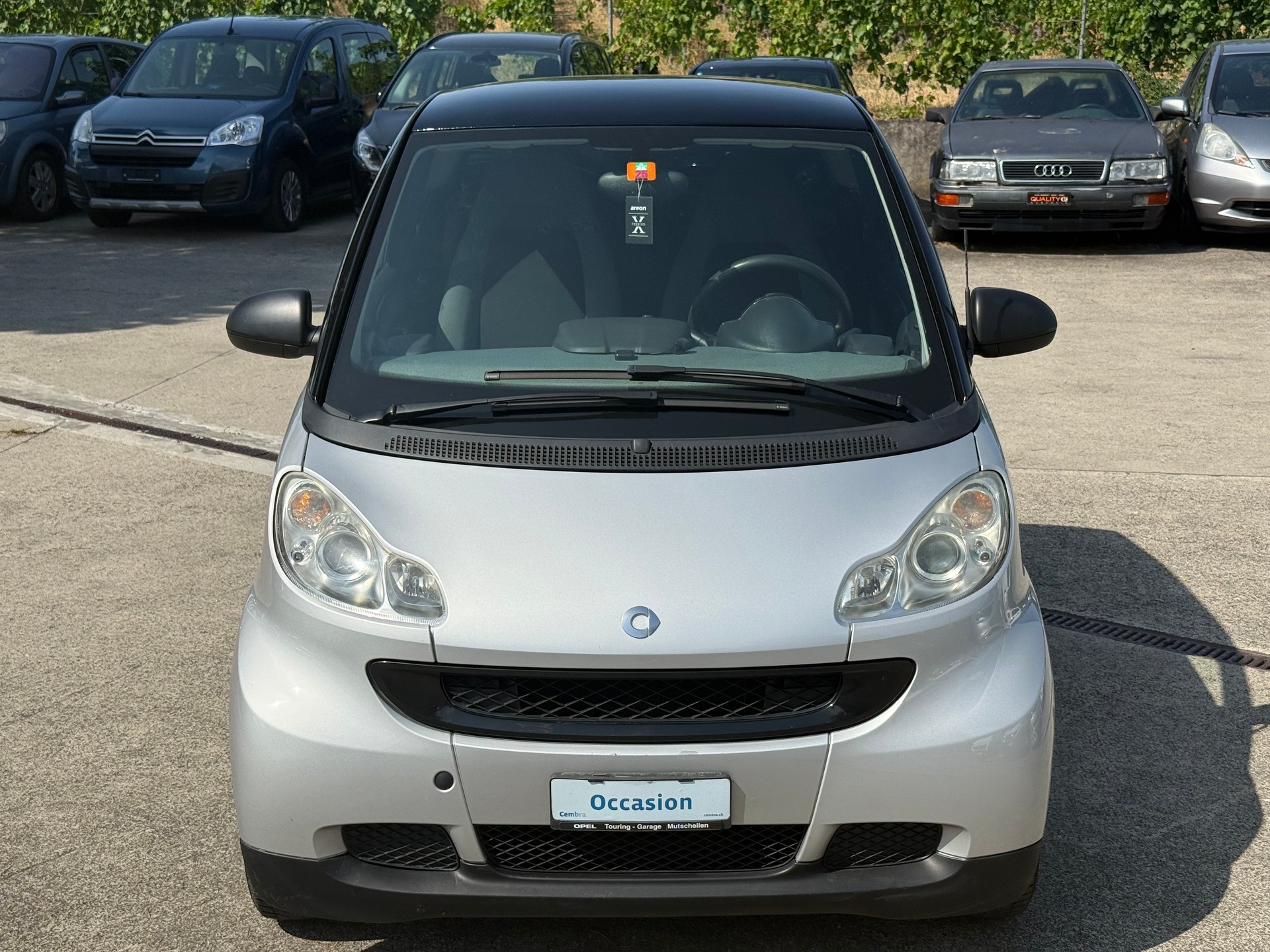 SMART fortwo black & white limited mhd softouch-image-2