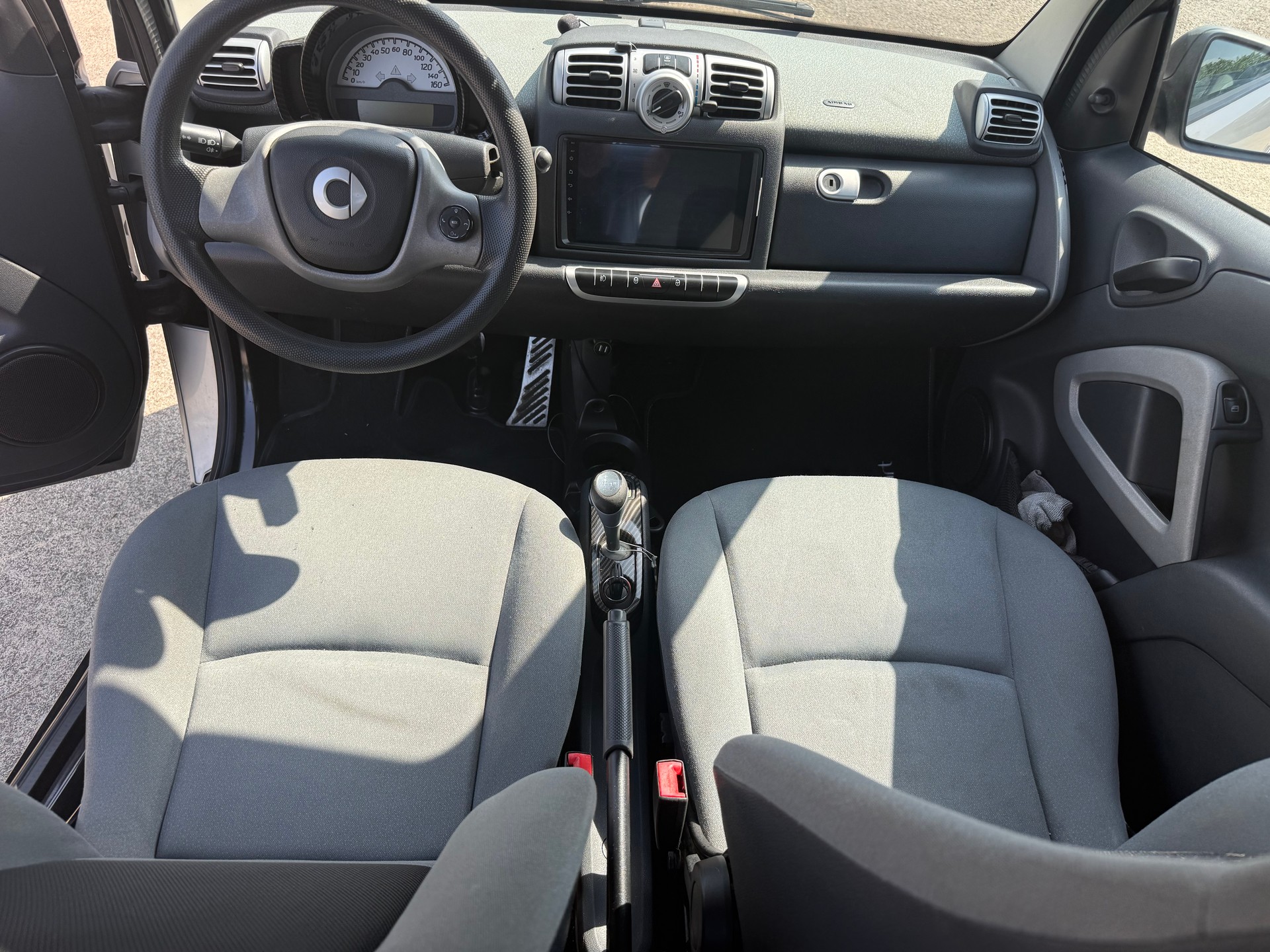 SMART fortwo black & white limited mhd softouch-image-8