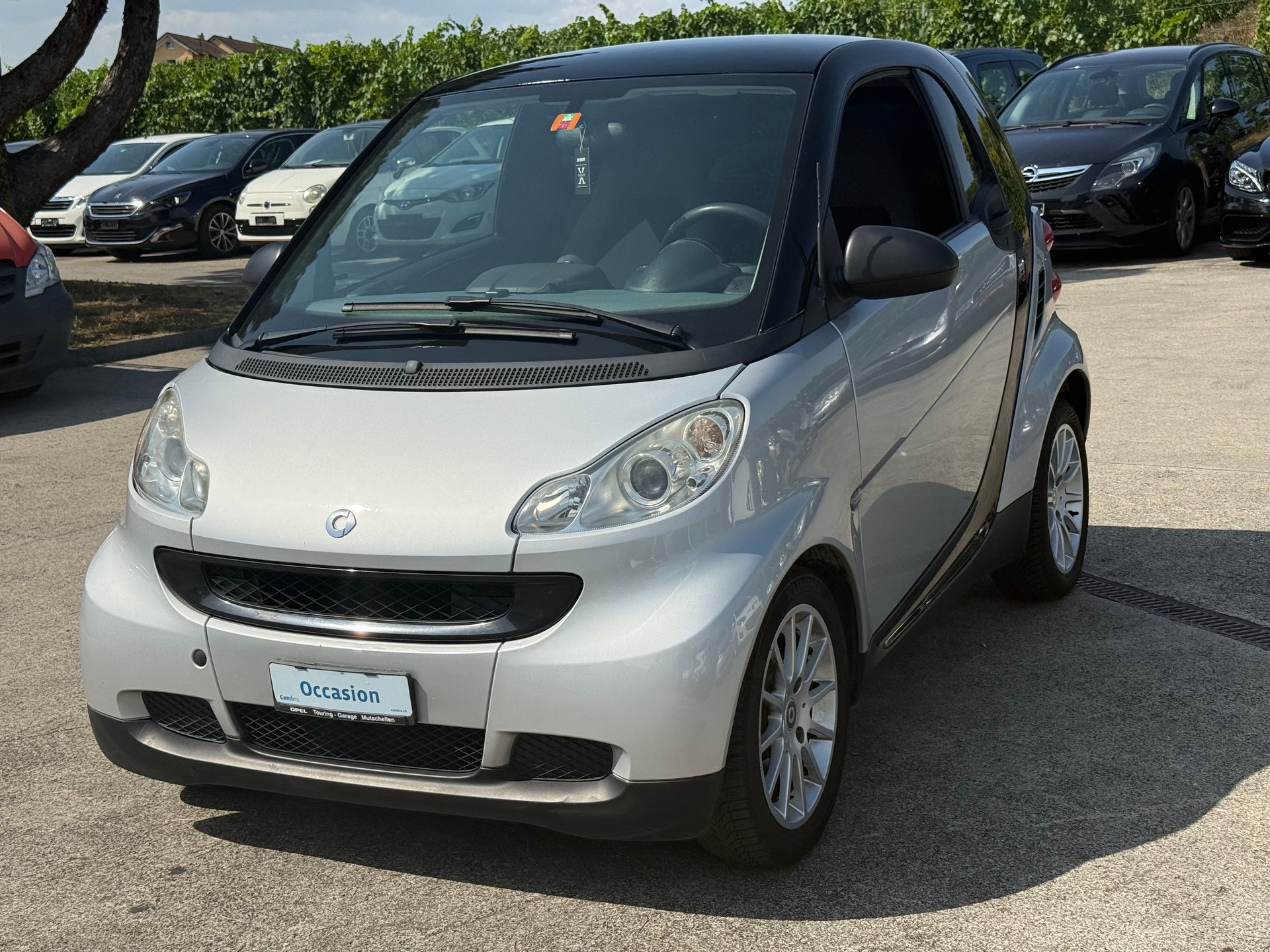 SMART fortwo black & white limited mhd softouch-image-12