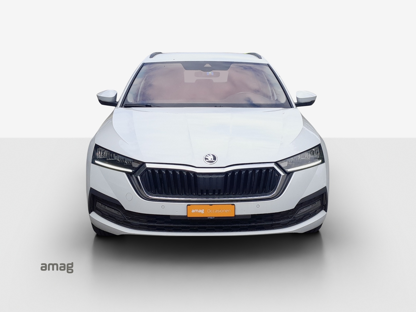 SKODA Octavia Combi 2.0 TDI DSG Ambition 4x4-image-6