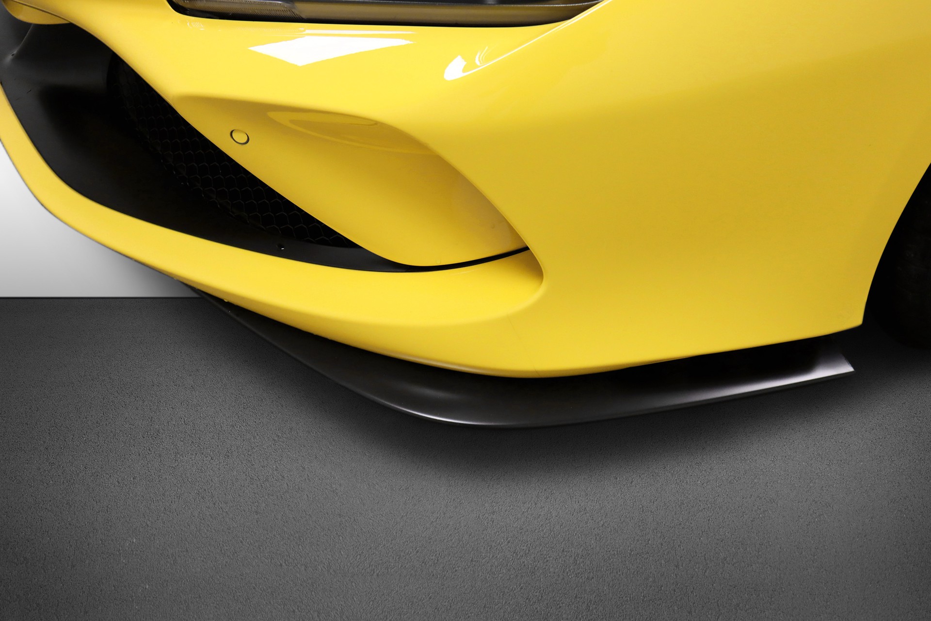 FERRARI F8 Spider-image-14
