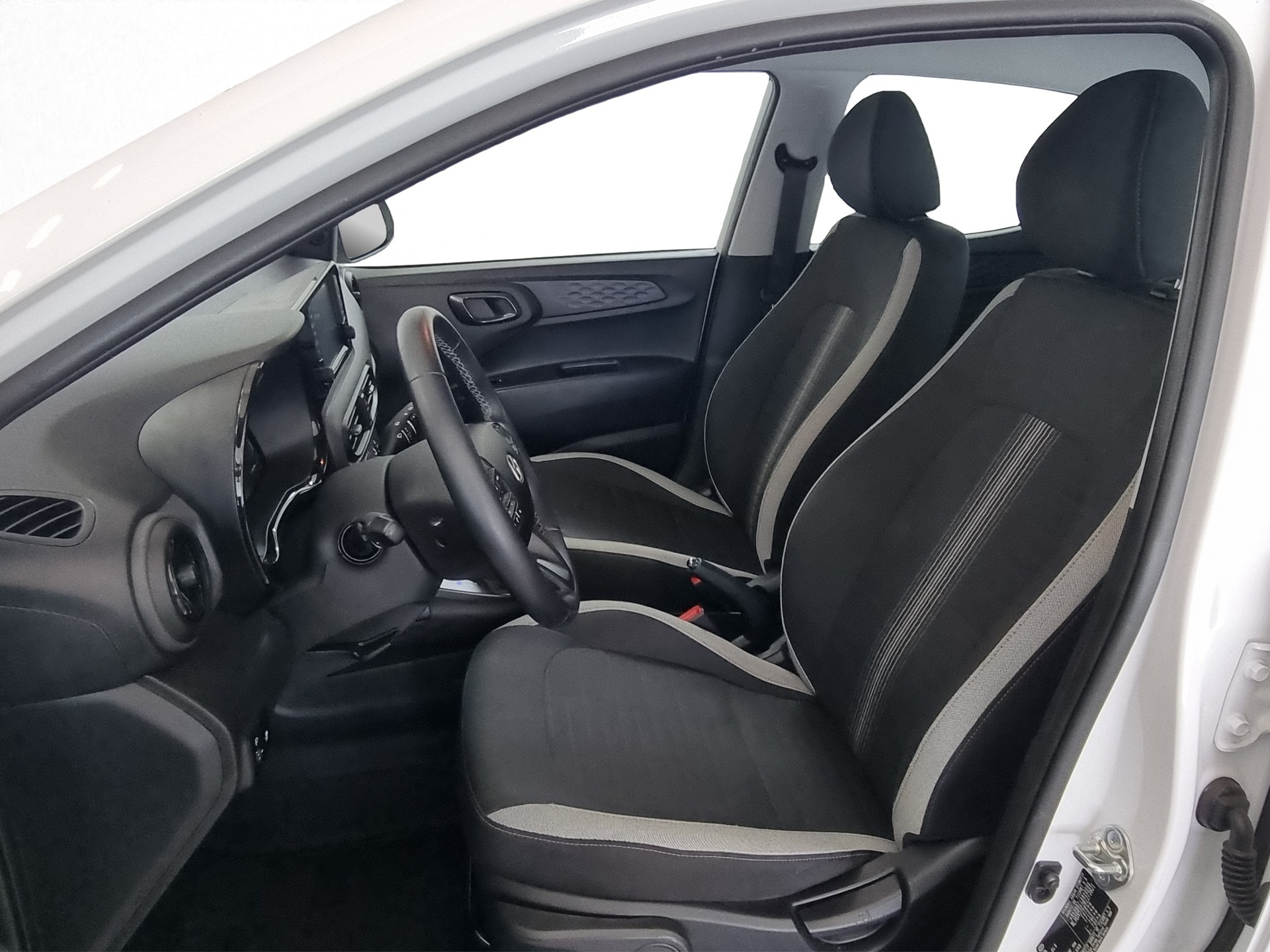HYUNDAI i10 1.0 Pica-image-5