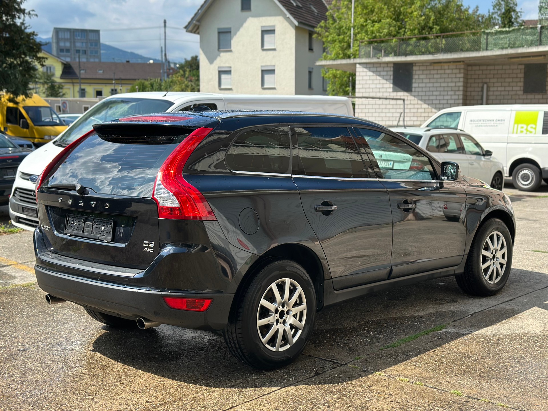 VOLVO XC60 D3 AWD Momentum Geartronic-image-2