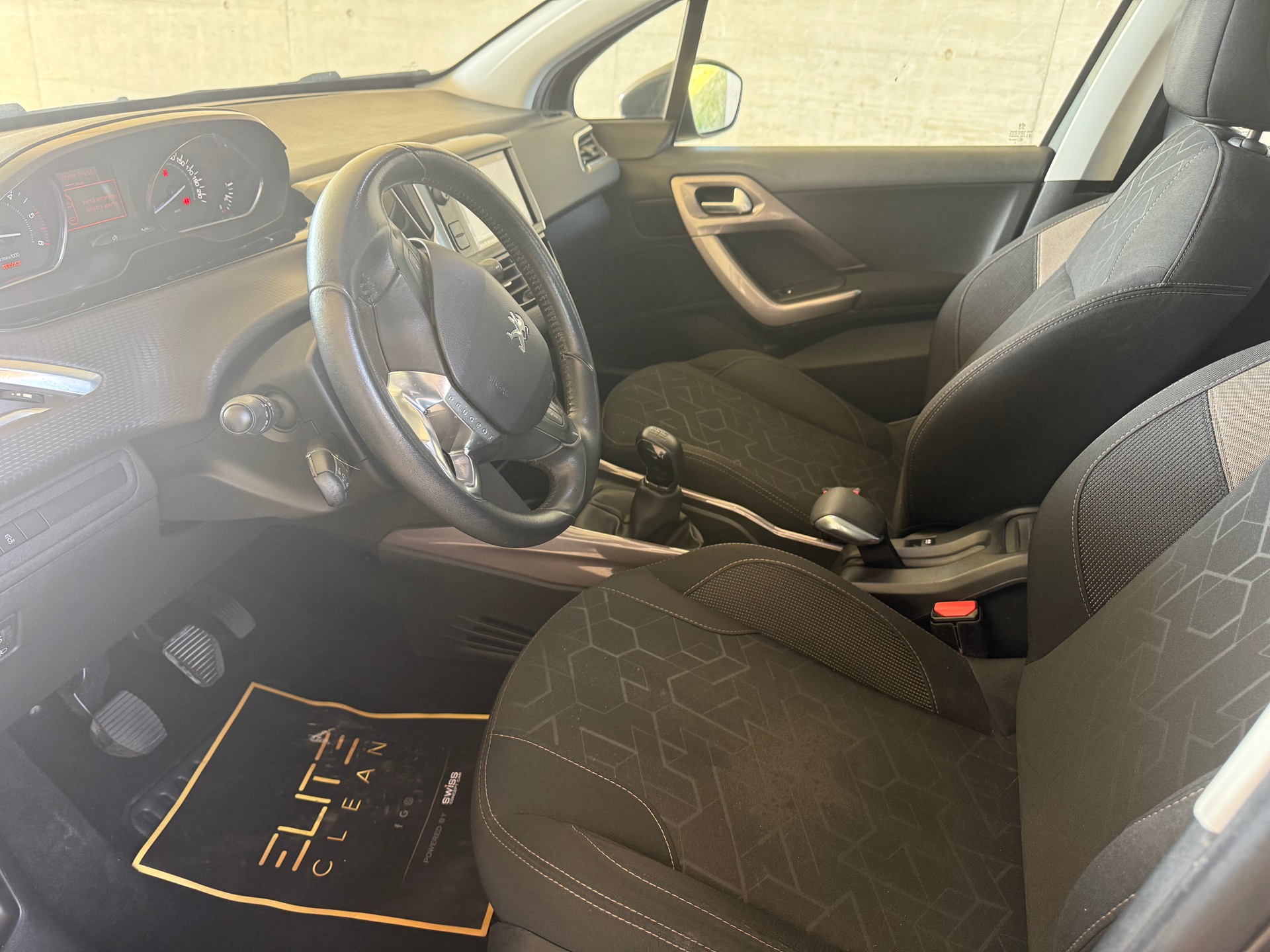 PEUGEOT 2008-image-11