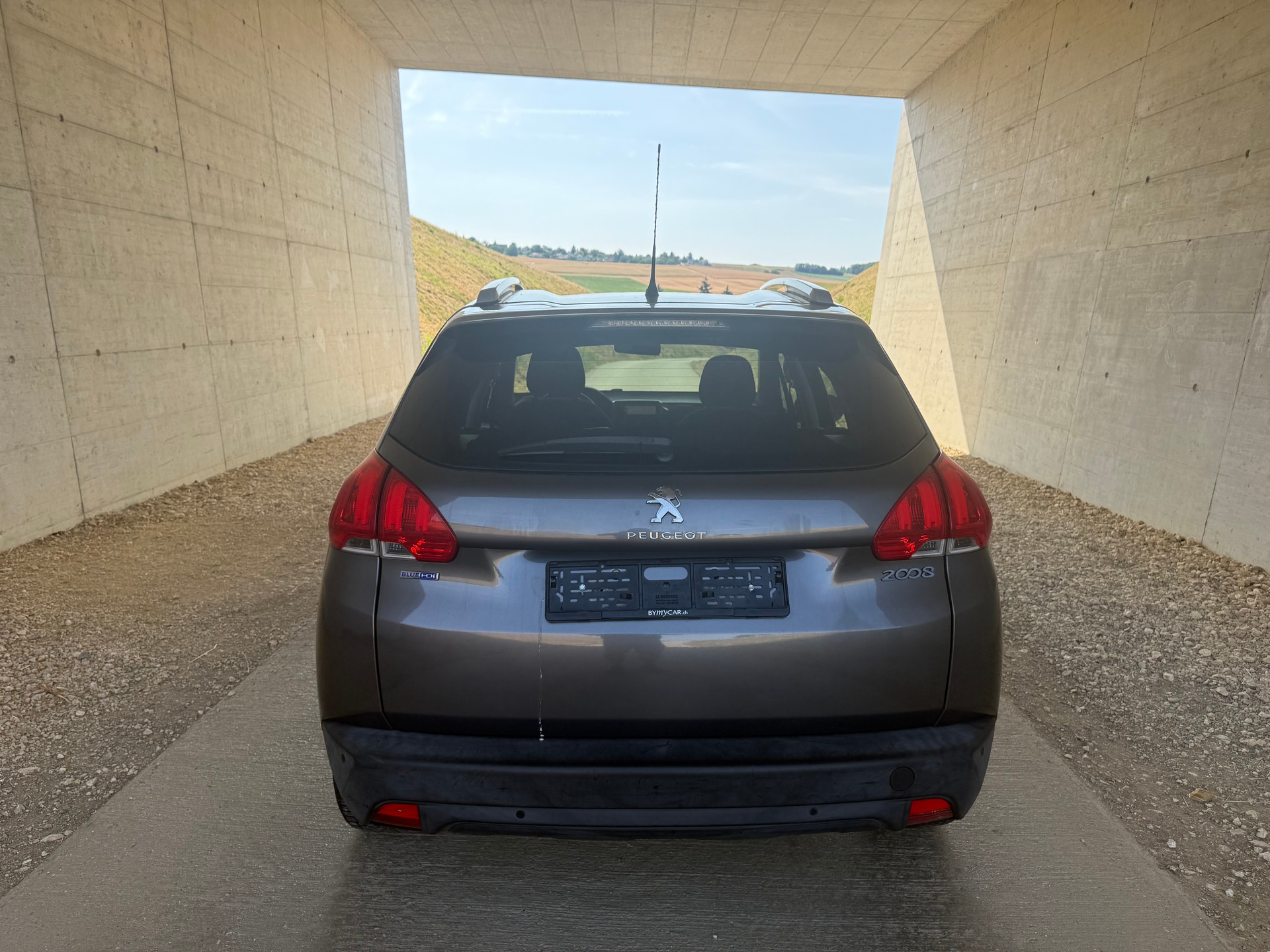 PEUGEOT 2008-image-3