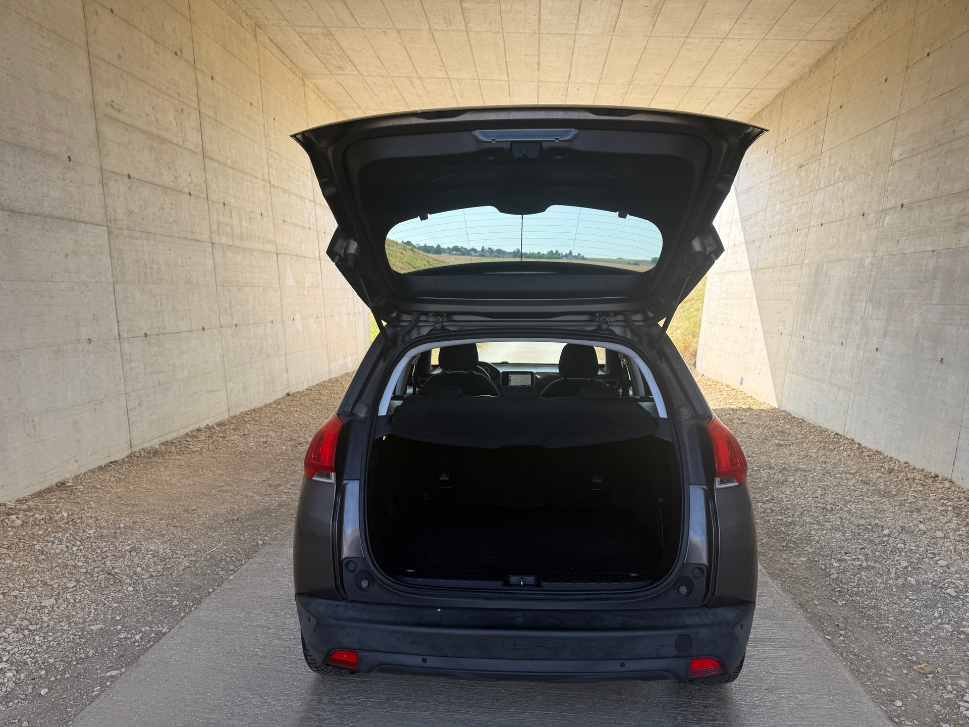 PEUGEOT 2008-image-8