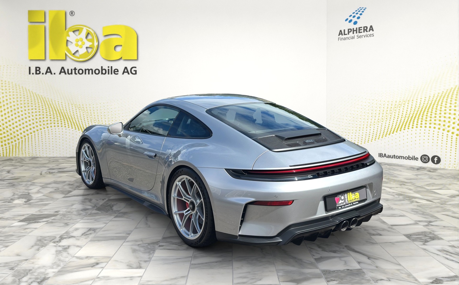 PORSCHE 911 GT3 Touring PDK GT3 Aut. 2+2 Werksgarantie / 1. Hand-image-2